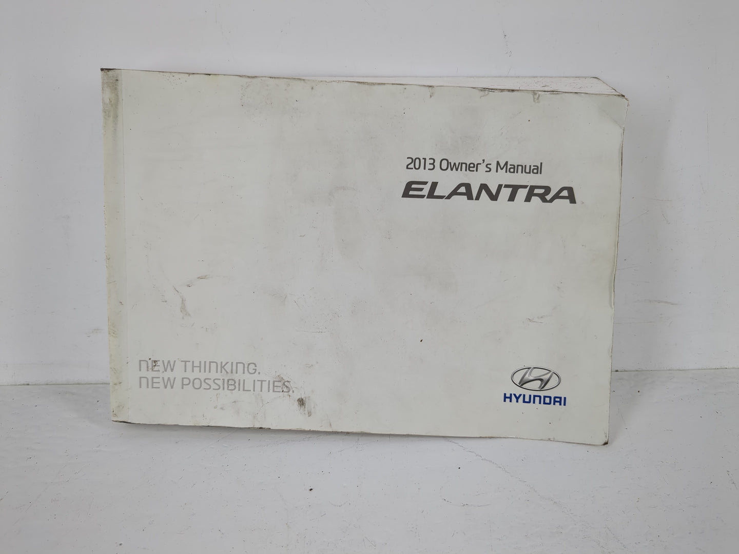2013 Hyundai Elantra Owners Manual Book Guide P/N:A3Y0-EU31F OEM Used Auto Parts - Oemusedautoparts1.com