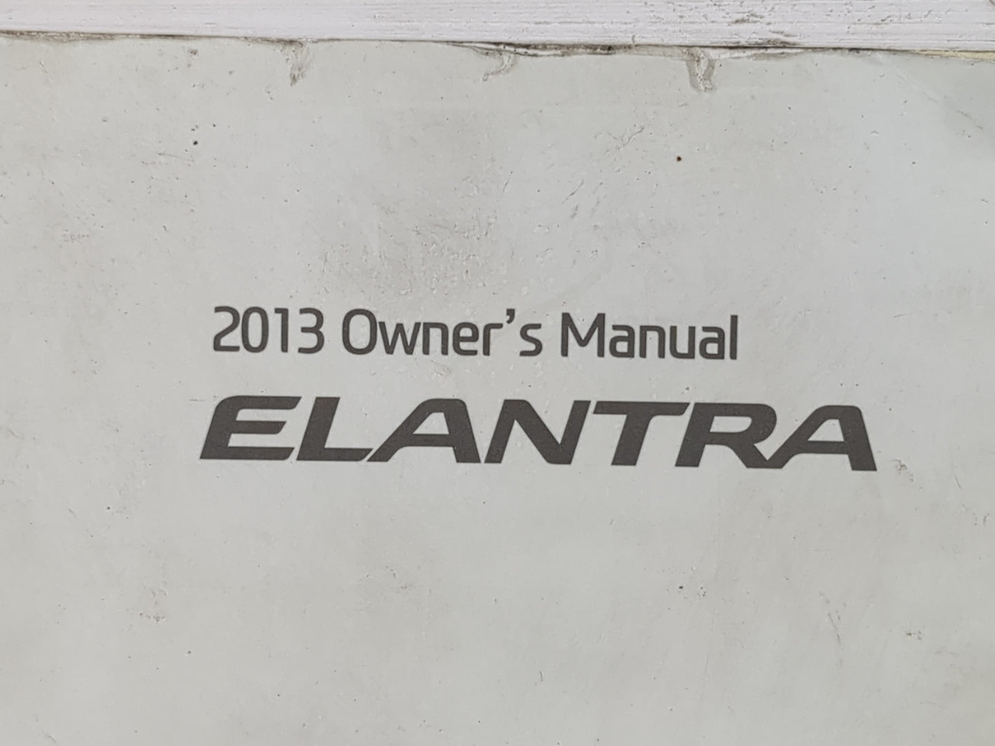2013 Hyundai Elantra Owners Manual Book Guide P/N:A3Y0-EU31F OEM Used Auto Parts - Oemusedautoparts1.com