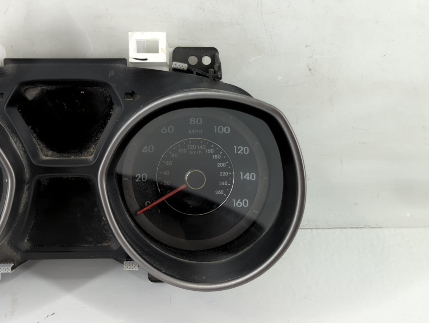 2013 Hyundai Elantra Instrument Cluster Speedometer Gauges P/N:94001-3Y520 Fits OEM Used Auto Parts - Oemusedautoparts1.com