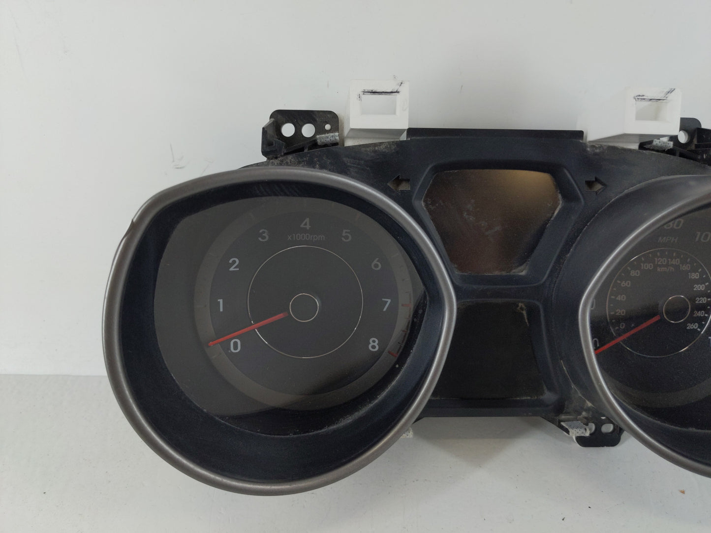2013 Hyundai Elantra Instrument Cluster Speedometer Gauges P/N:94001-3Y520 Fits OEM Used Auto Parts - Oemusedautoparts1.com