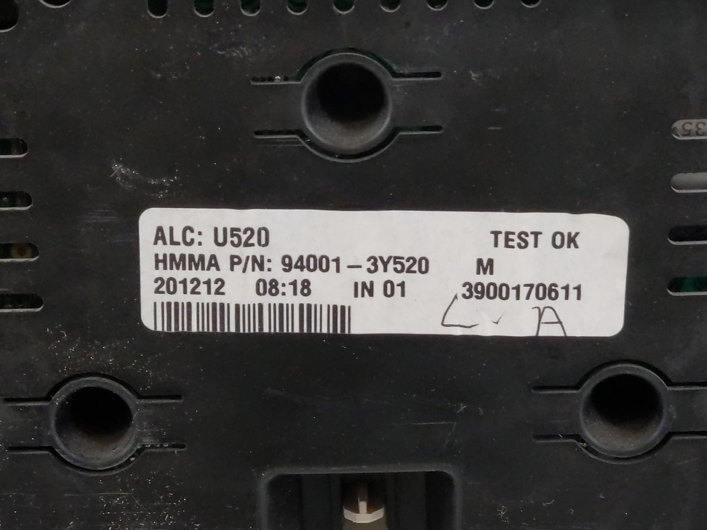 2013 Hyundai Elantra Instrument Cluster Speedometer Gauges P/N:94001-3Y520 Fits OEM Used Auto Parts - Oemusedautoparts1.com