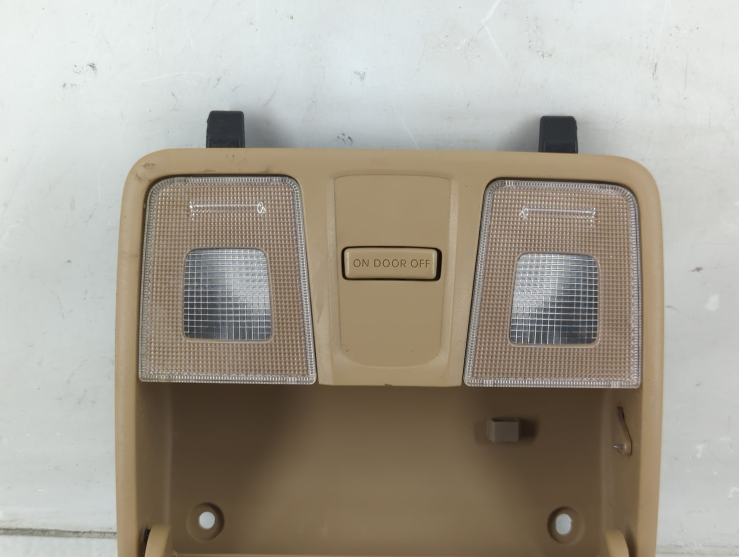 2013 Hyundai Elantra Overhead Roof Console - Oemusedautoparts1.com