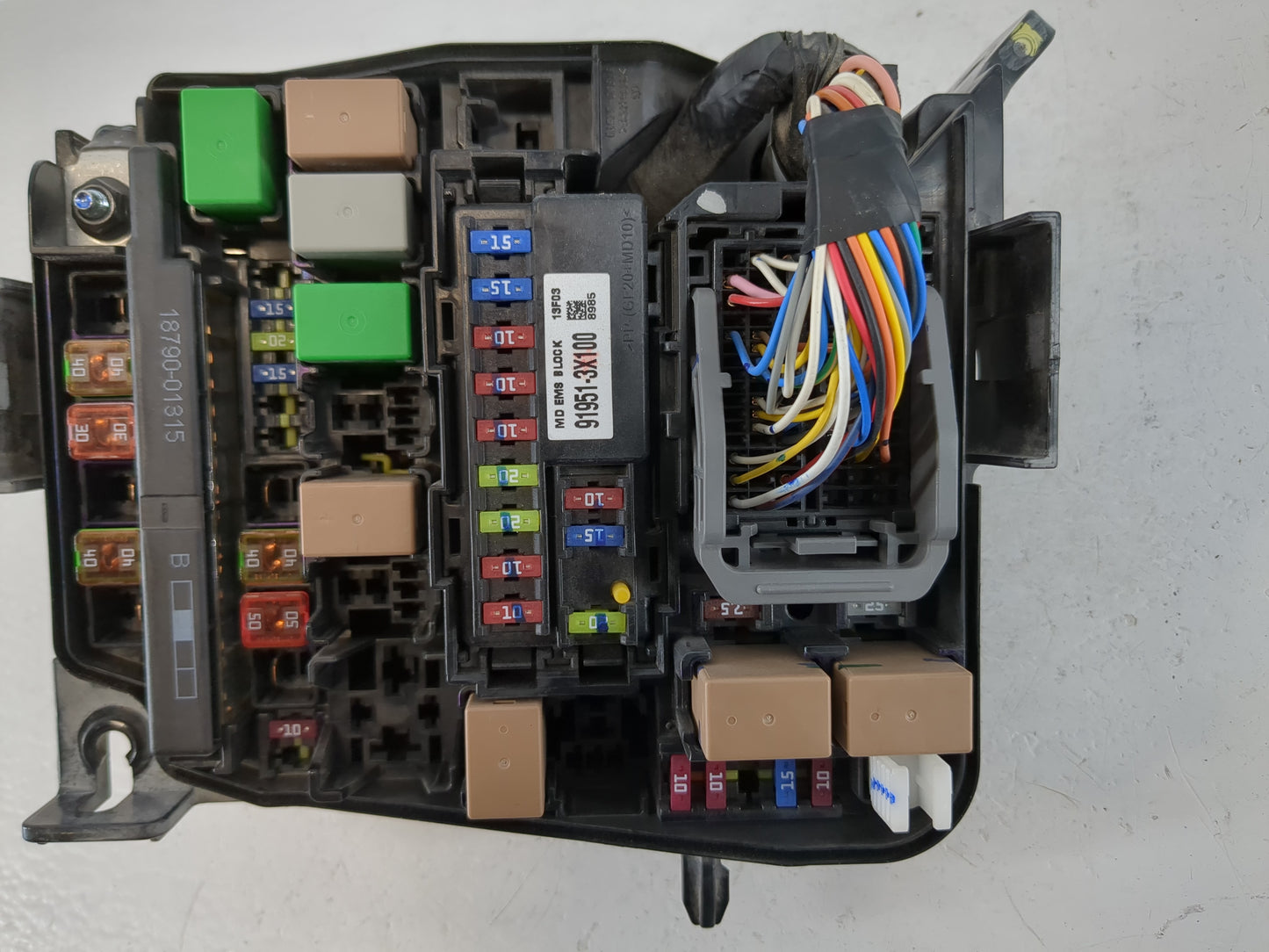 2011-2013 Hyundai Elantra Fusebox Fuse Box Panel Relay Module P/N:91950-3X711 91951-3X100 Fits Fits 2011 2012 2013 OEM Used 