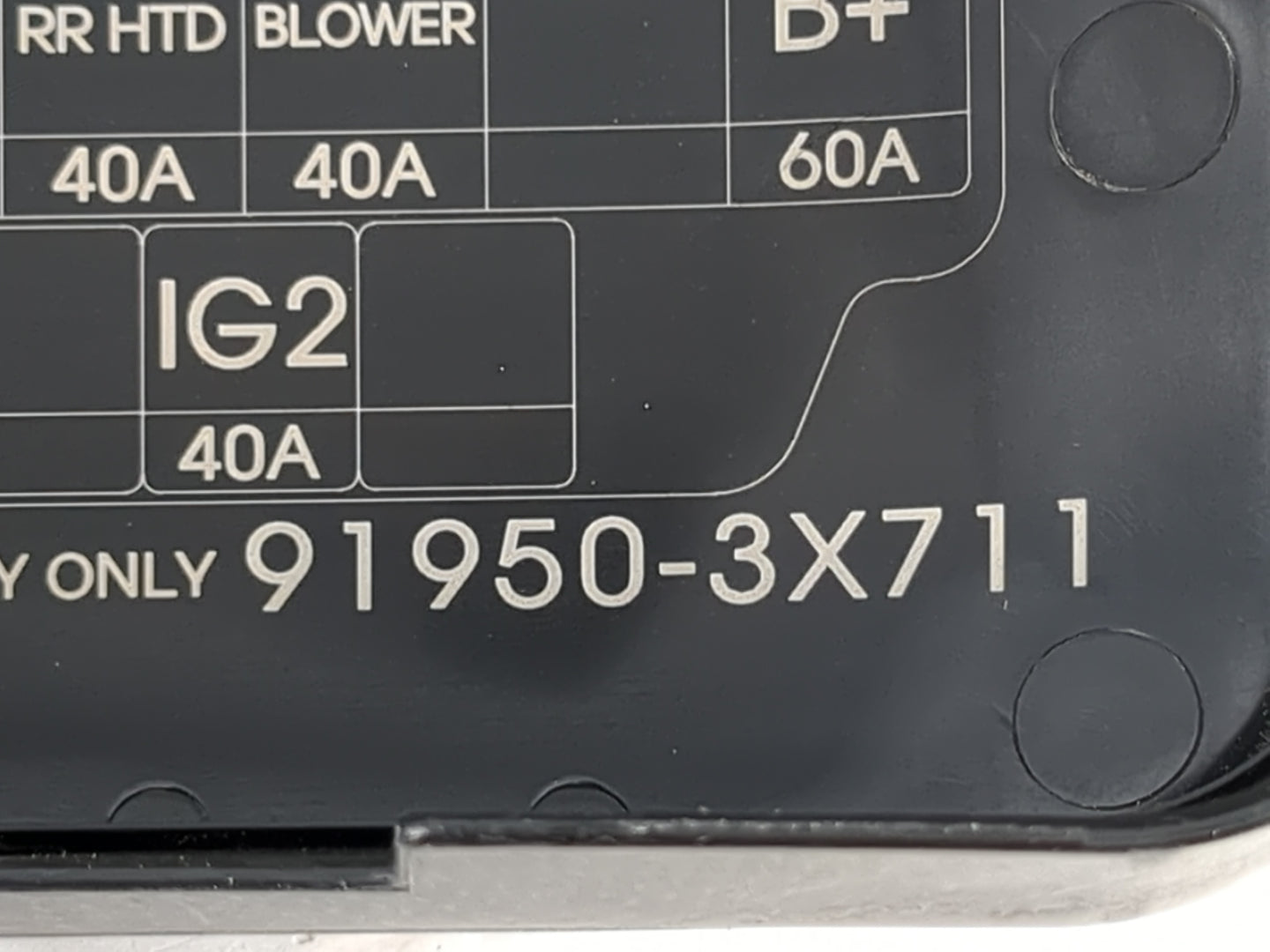 2011-2013 Hyundai Elantra Fusebox Fuse Box Panel Relay Module P/N:91950-3X711 91951-3X100 Fits Fits 2011 2012 2013 OEM Used 