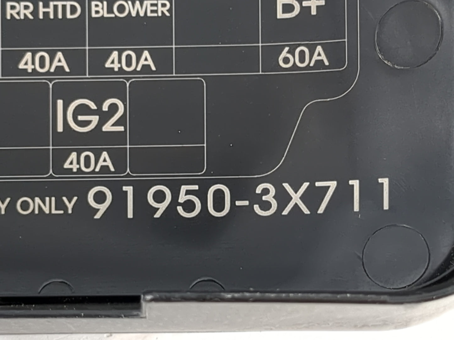 2011-2013 Hyundai Elantra Fusebox Fuse Box Panel Relay Module P/N:91950-3X711 91951-3X100 Fits Fits 2011 2012 2013 OEM Used 