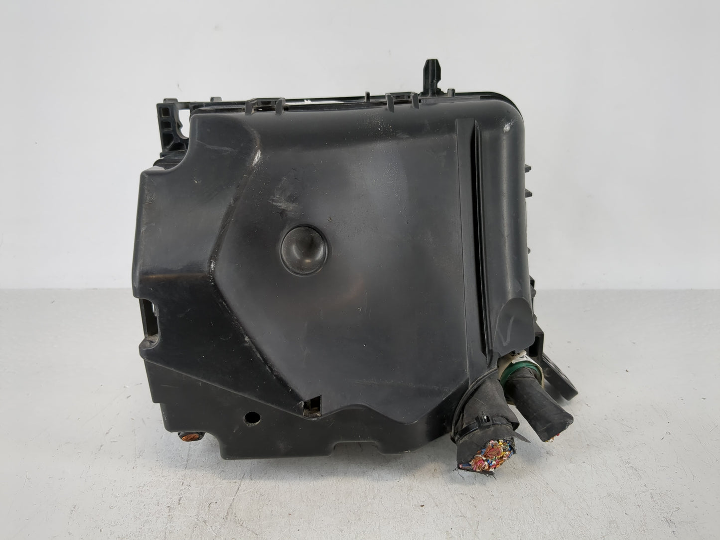 2011-2013 Hyundai Elantra Fusebox Fuse Box Panel Relay Module P/N:91950-3X711 91951-3X100 Fits Fits 2011 2012 2013 OEM Used 