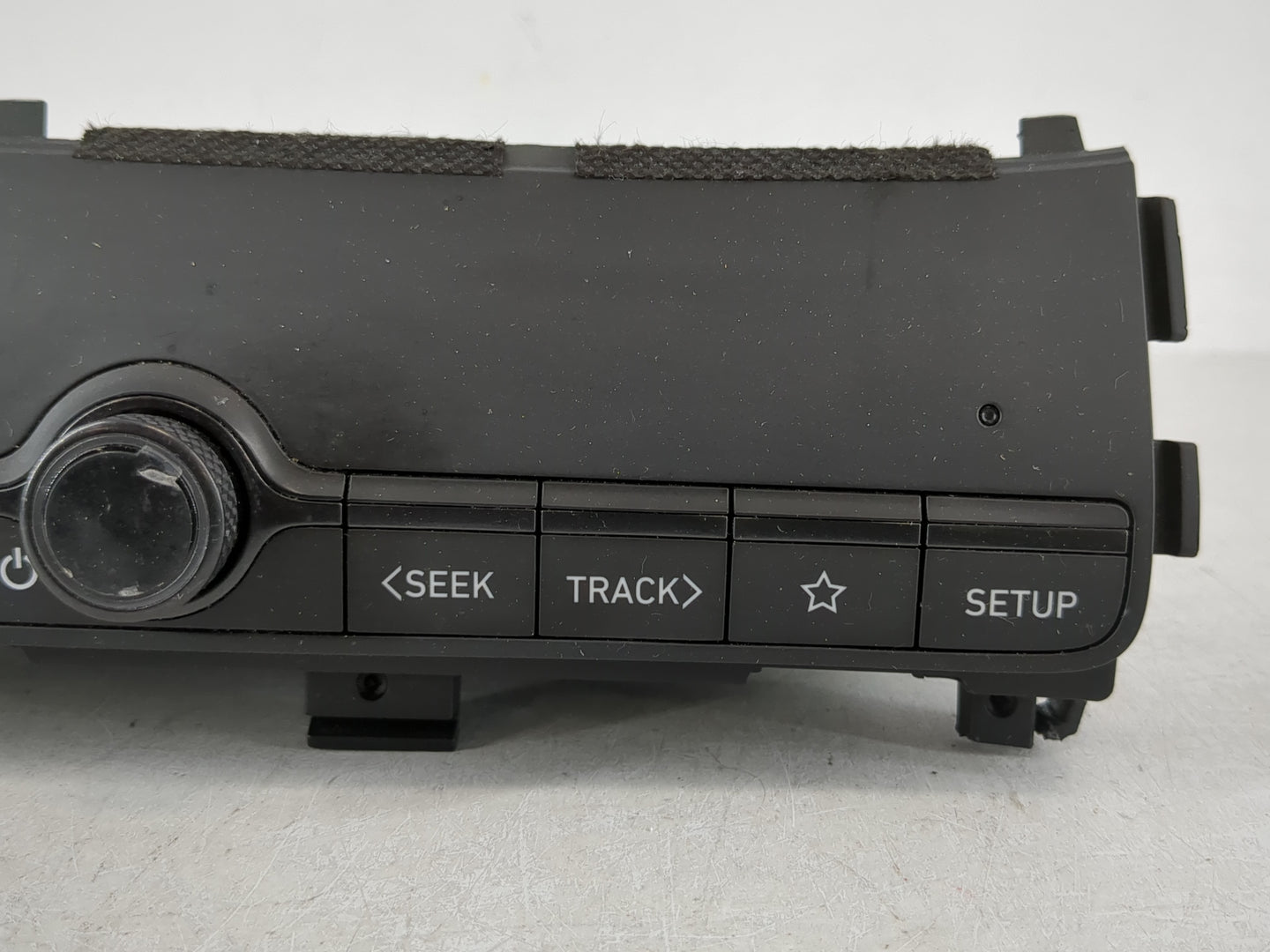 2011-2013 Hyundai Elantra Radio AM FM Cd Player Receiver Replacement P/N:96560-IB330LM5 Fits Fits 2011 2012 2013 OEM Used Au