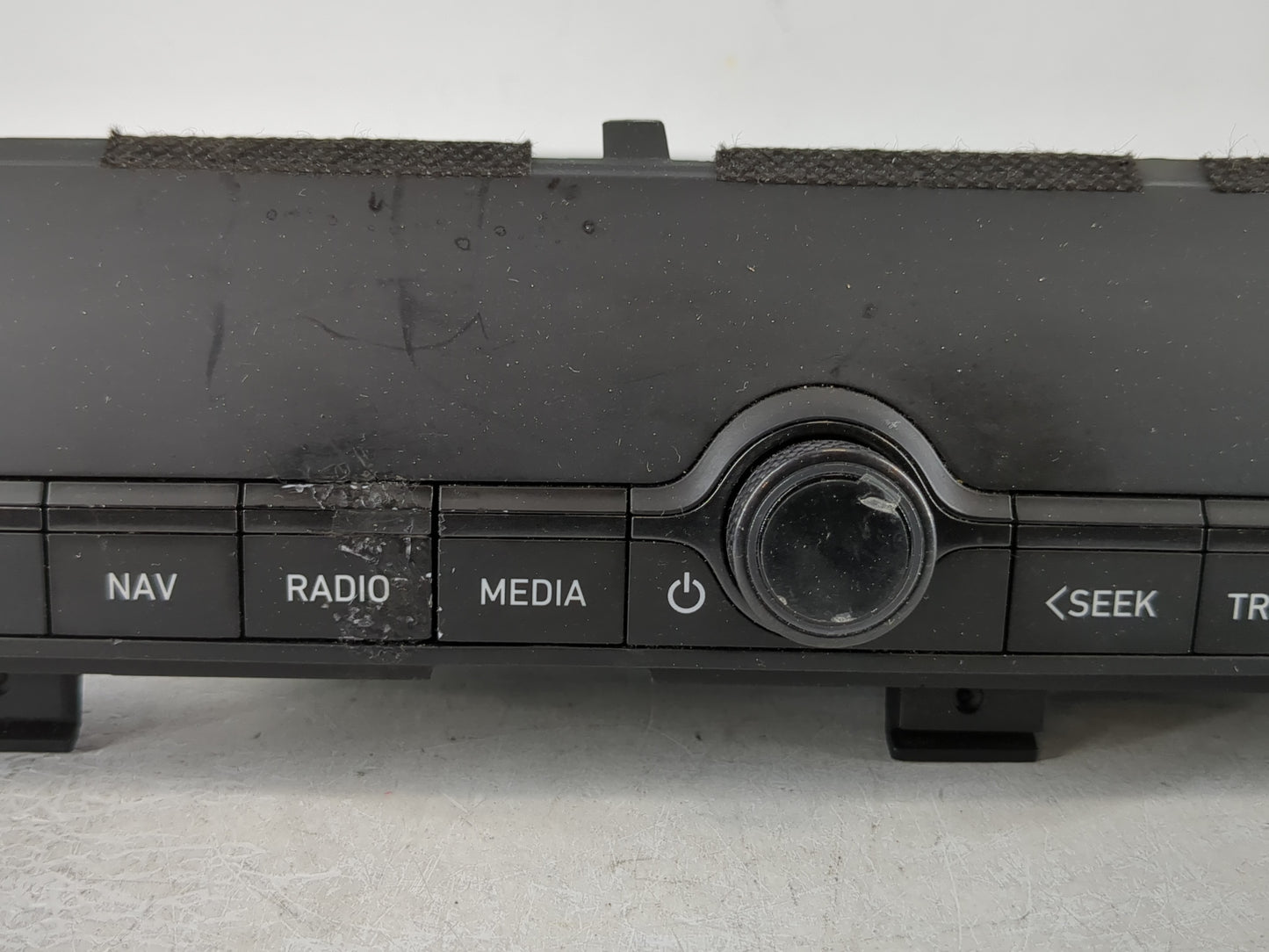 2011-2013 Hyundai Elantra Radio AM FM Cd Player Receiver Replacement P/N:96560-IB330LM5 Fits Fits 2011 2012 2013 OEM Used Au