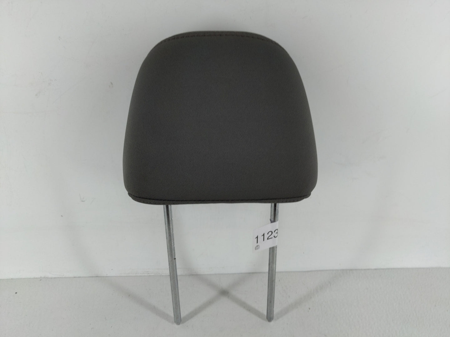 2013-2015 Hyundai Elantra Headrest Head Rest Front Driver Passenger Seat Fits Fits 2013 2014 2015 OEM Used Auto Parts - Oemu