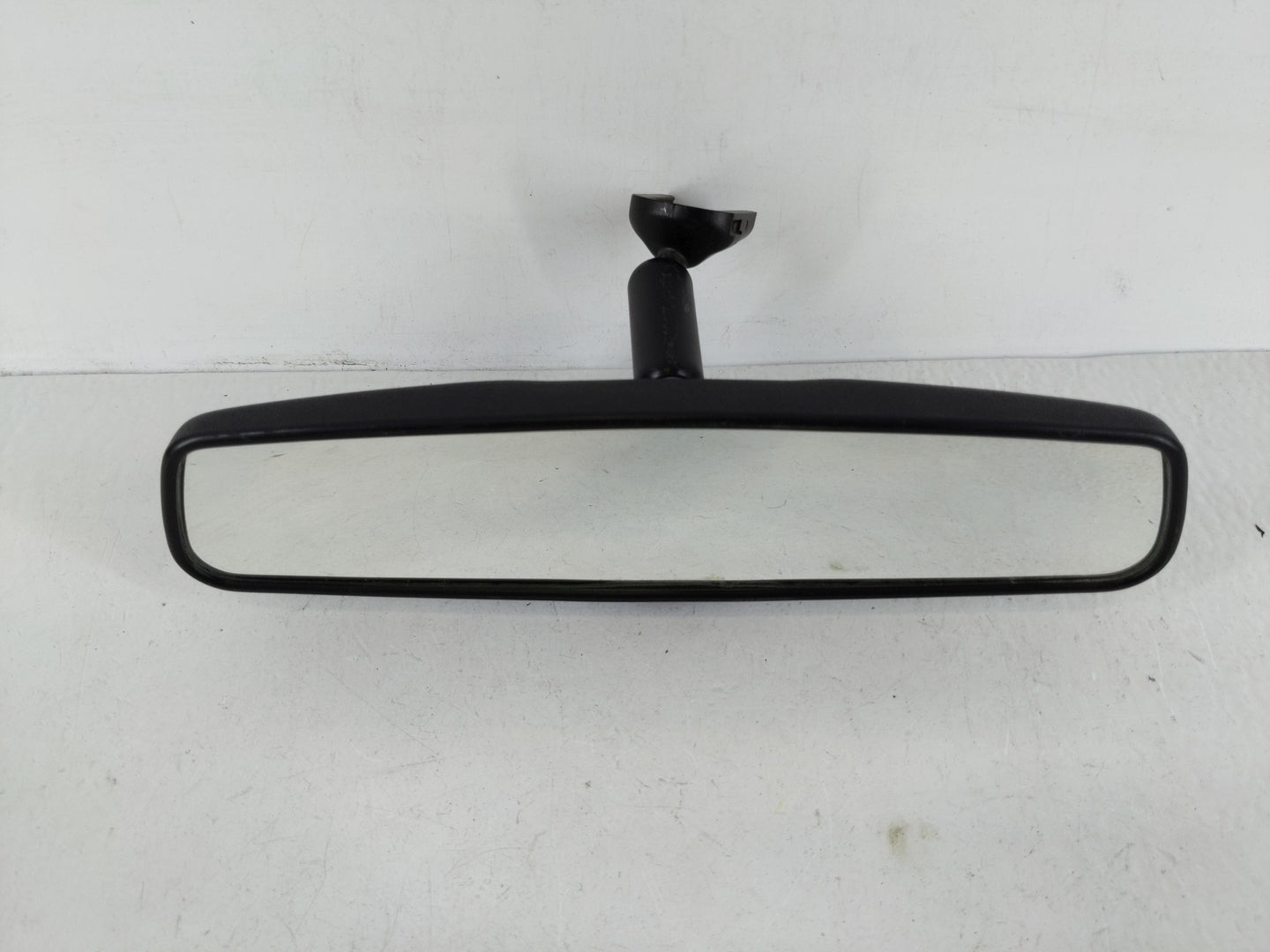 2011-2020 Hyundai Elantra Interior Rear View Mirror Replacement OEM P/N:E8011083 Fits OEM Used Auto Parts - Oemusedautoparts