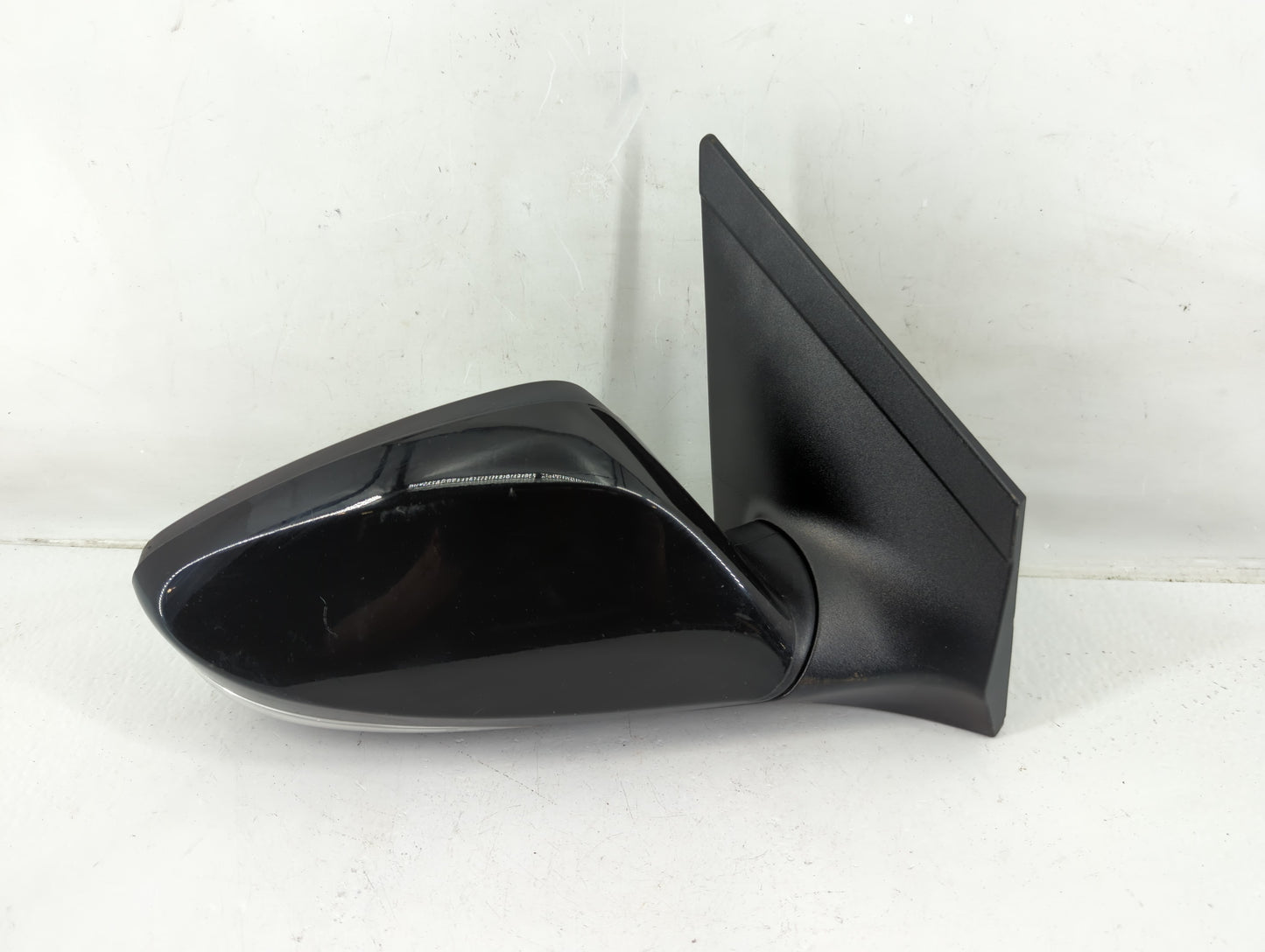 2013-2017 Hyundai Elantra Passenger Side View Mirror - Right Door Mirror OEM Used - Oemusedautoparts1.com