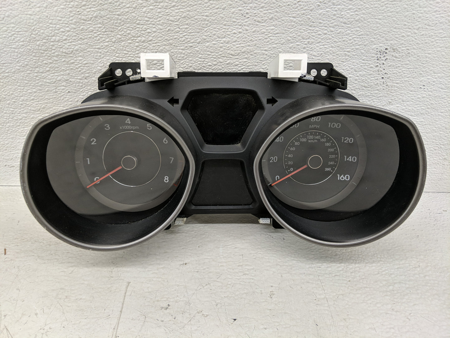 2013 Hyundai Elantra Instrument Cluster Speedometer Gauges P/N:PP-TD40 PP-TD30 Fits OEM Used Auto Parts - Oemusedautoparts1.