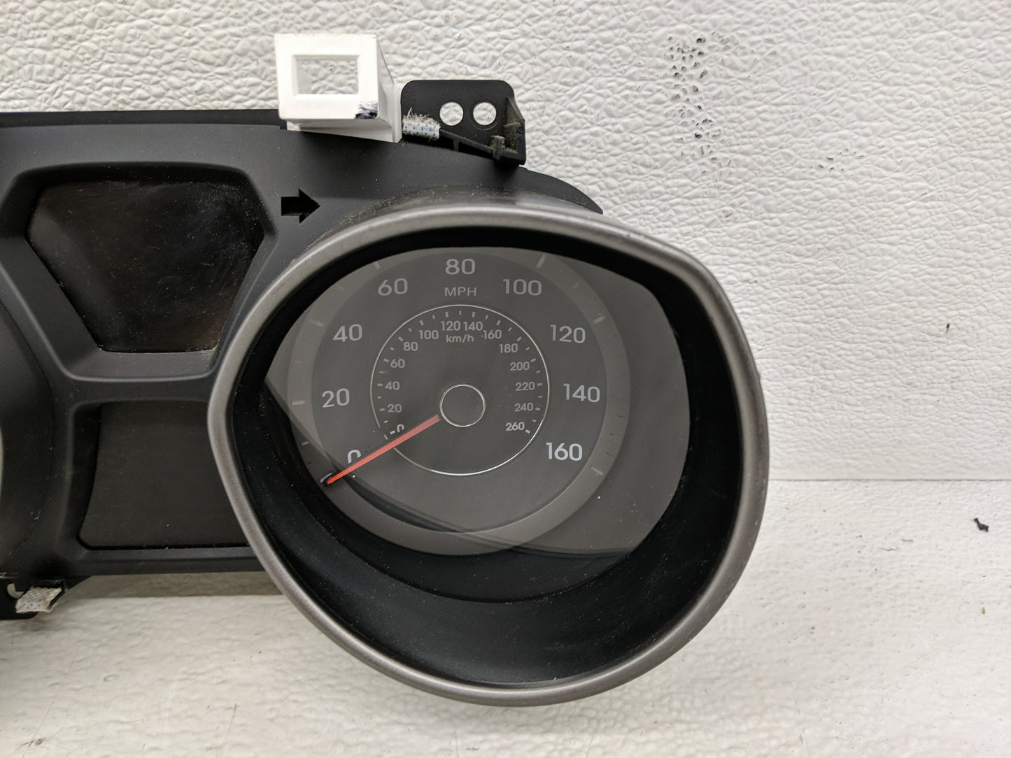 2013 Hyundai Elantra Instrument Cluster Speedometer Gauges P/N:PP-TD40 PP-TD30 Fits OEM Used Auto Parts - Oemusedautoparts1.