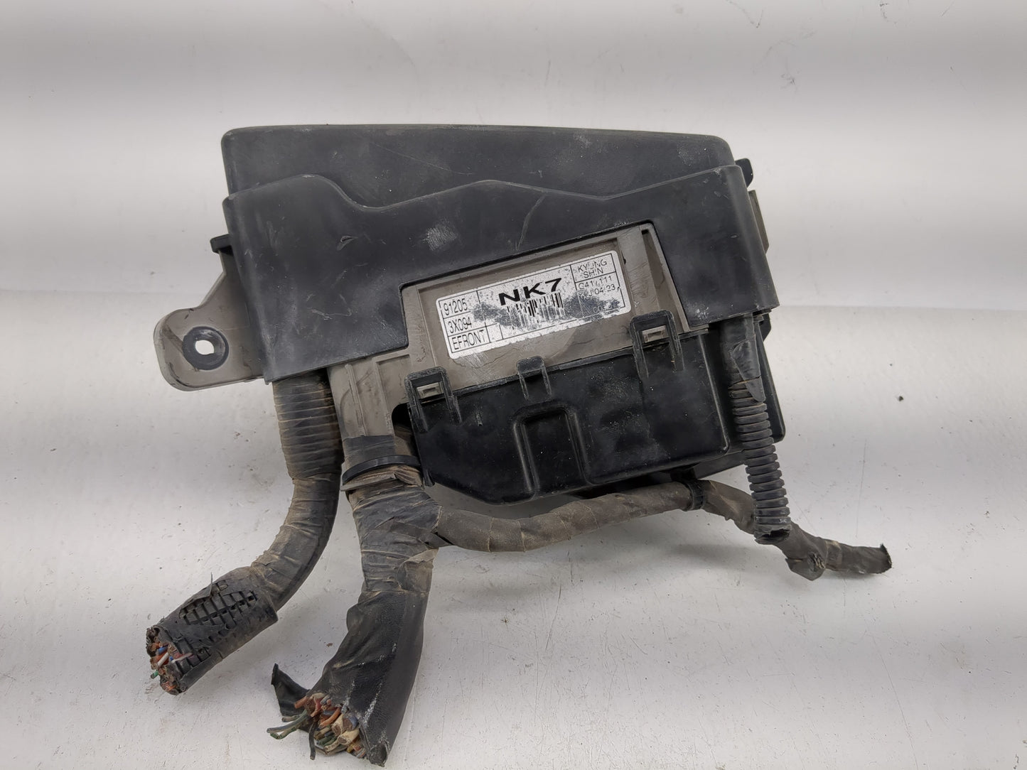 2011-2013 Hyundai Elantra Fusebox Fuse Box Panel Relay Module P/N:912053X094 Fits Fits 2011 2012 2013 OEM Used Auto Parts - 