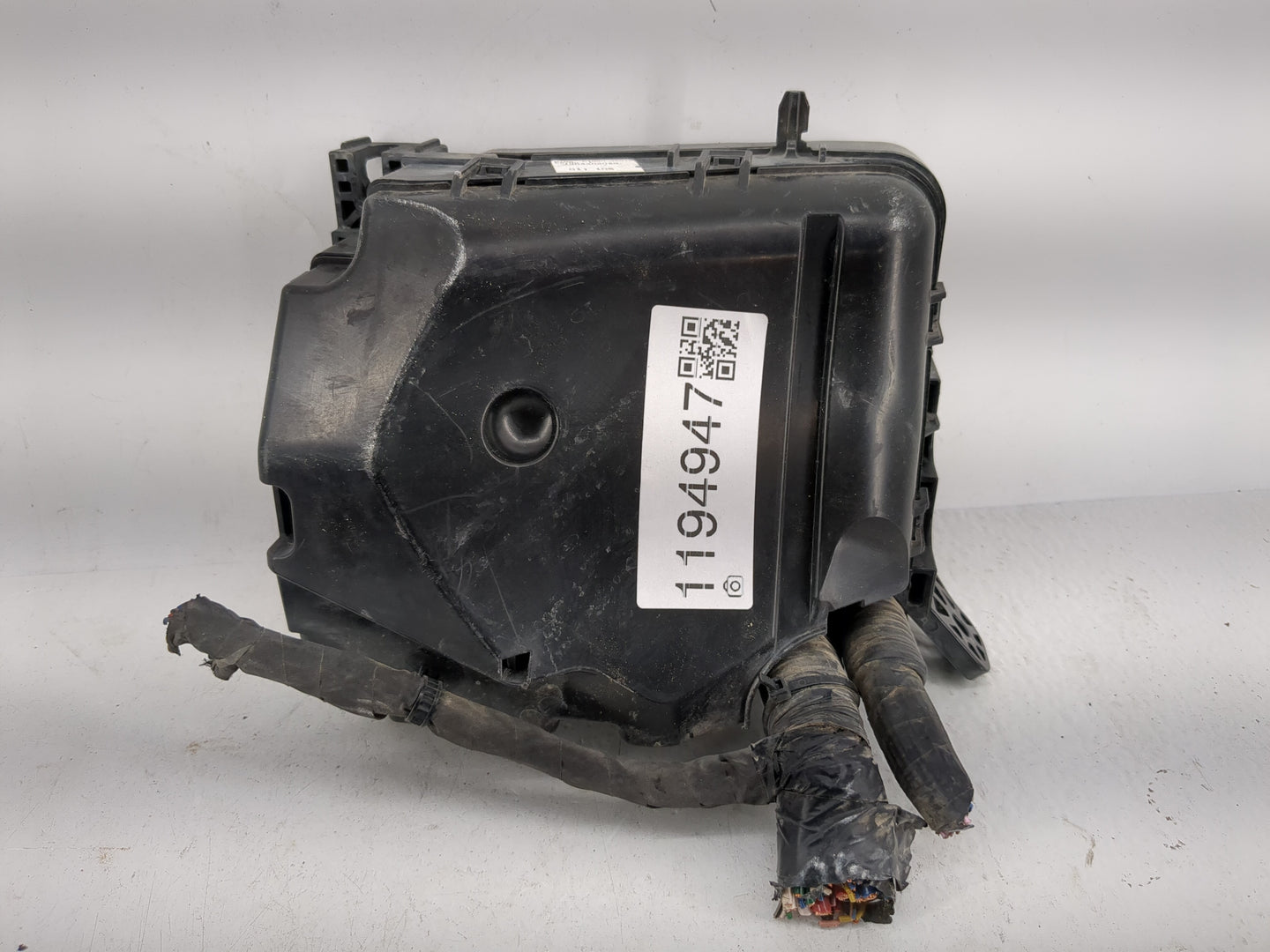 2011-2013 Hyundai Elantra Fusebox Fuse Box Panel Relay Module Fits Fits 2011 2012 2013 OEM Used Auto Parts - Oemusedautopart