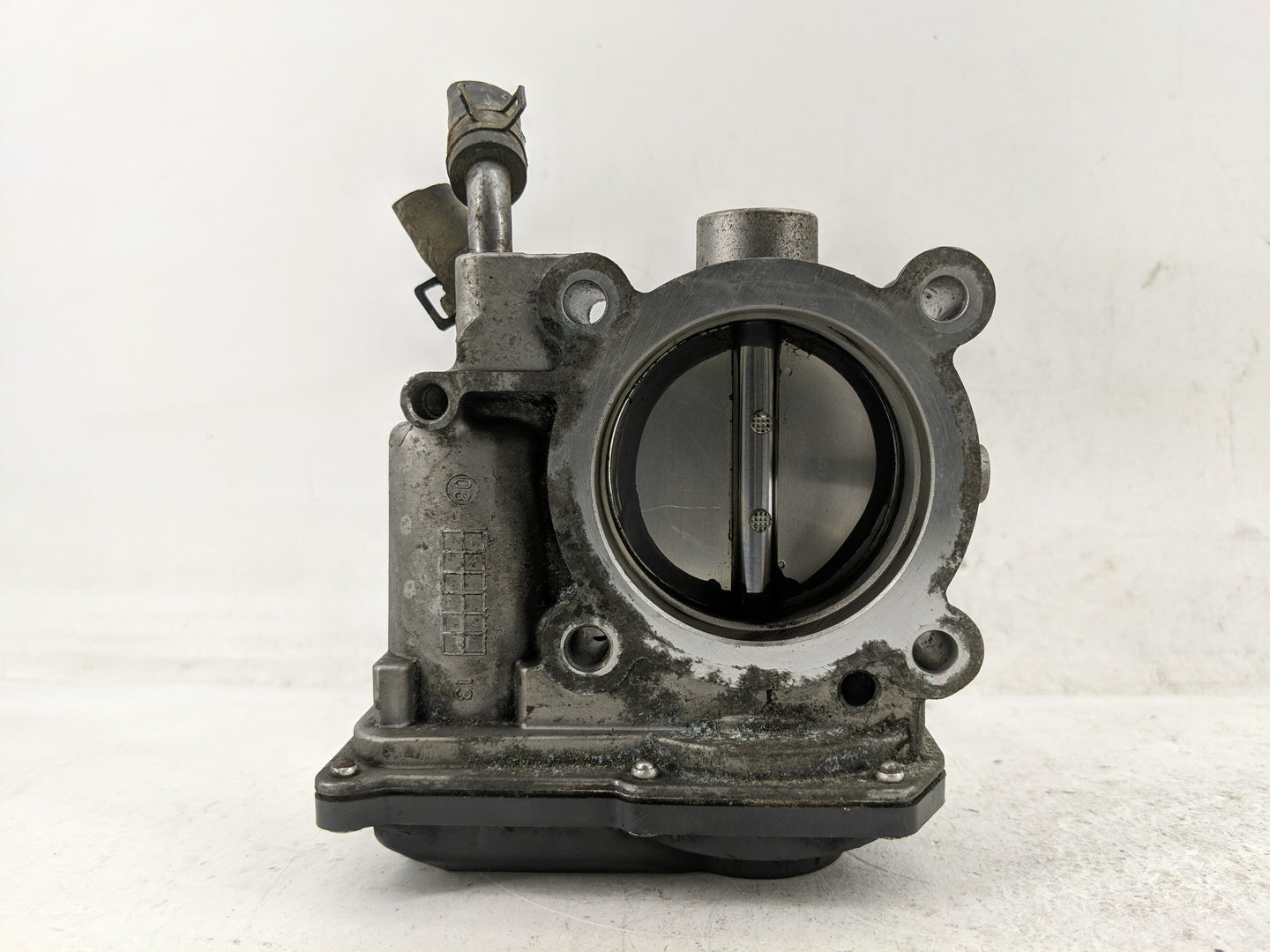 2013 Hyundai Elantra Throttle Body P/N:35100-2L000 Fits OEM Used Auto Parts - Oemusedautoparts1.com