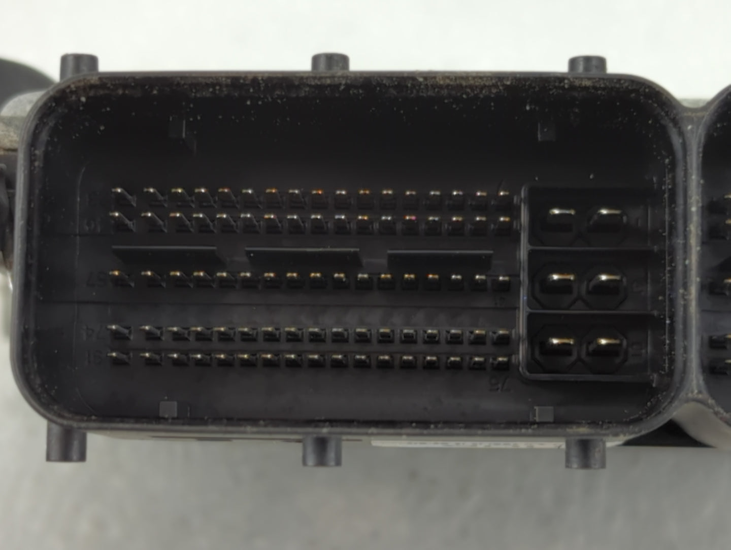 2011-2013 Hyundai Elantra PCM Engine Control Computer ECU ECM PCU OEM P/N:39103-2EMB3 39102-2EMB3 Fits Fits 2011 2012 2013 O