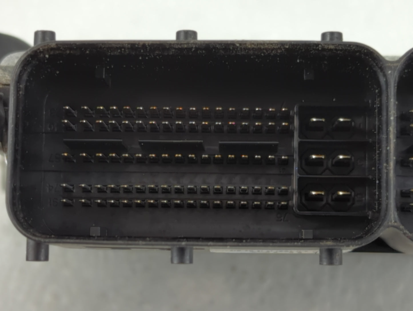 2011-2013 Hyundai Elantra PCM Engine Control Computer ECU ECM PCU OEM P/N:39103-2EMB3 39102-2EMB3 Fits Fits 2011 2012 2013 O