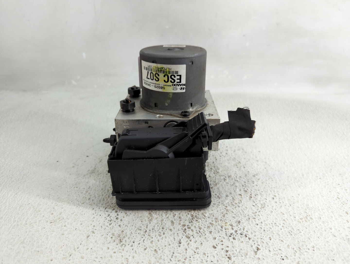 2011-2013 Hyundai Elantra ABS Pump Control Module Replacement P/N:58920-3X650 Fits Fits 2011 2012 2013 OEM Used Auto Parts -