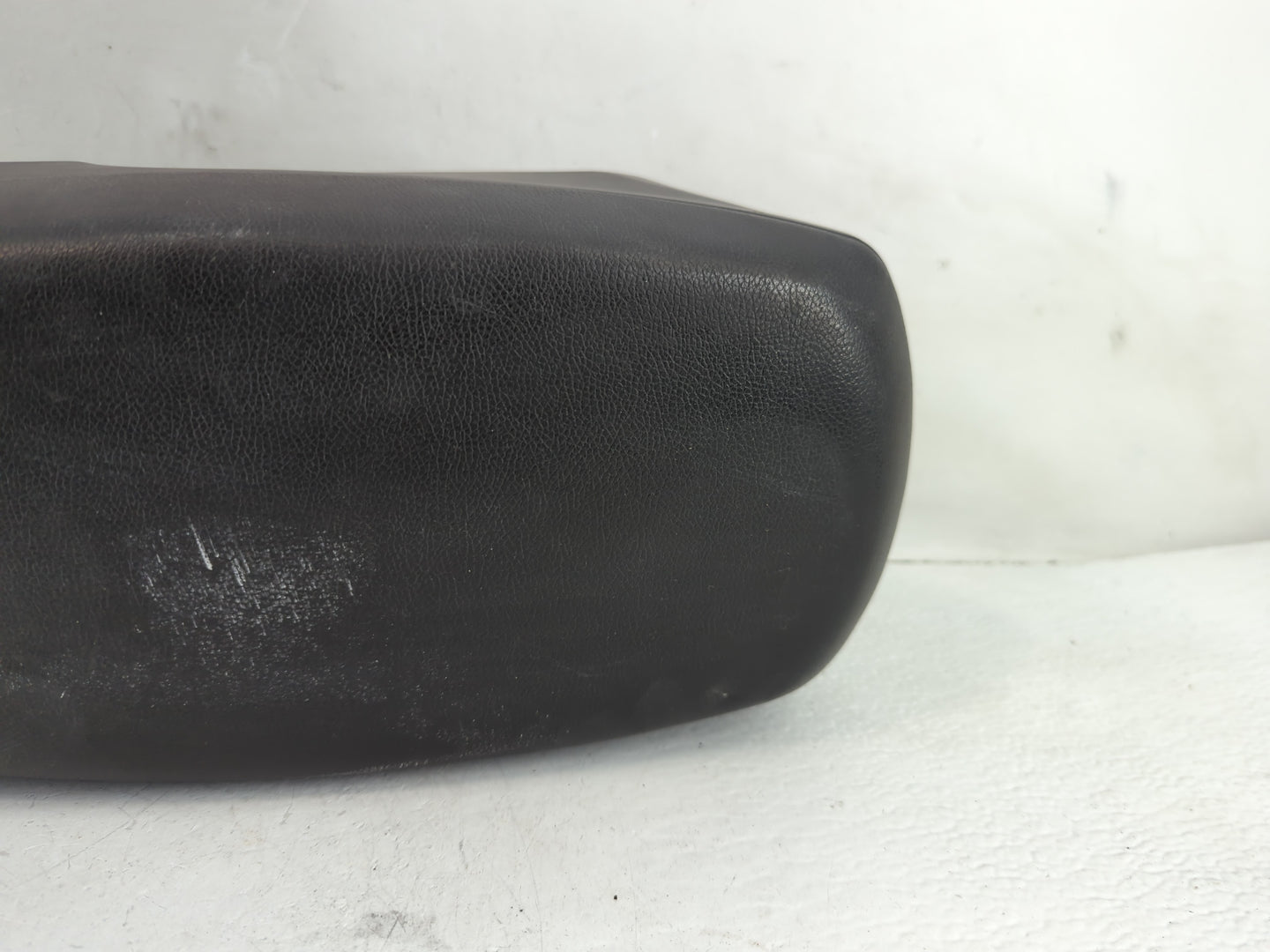 2013 Hyundai Elantra Center Console Armrest Cover Lid P/N:84622-3X000 Fits OEM Used Auto Parts - Oemusedautoparts1.com
