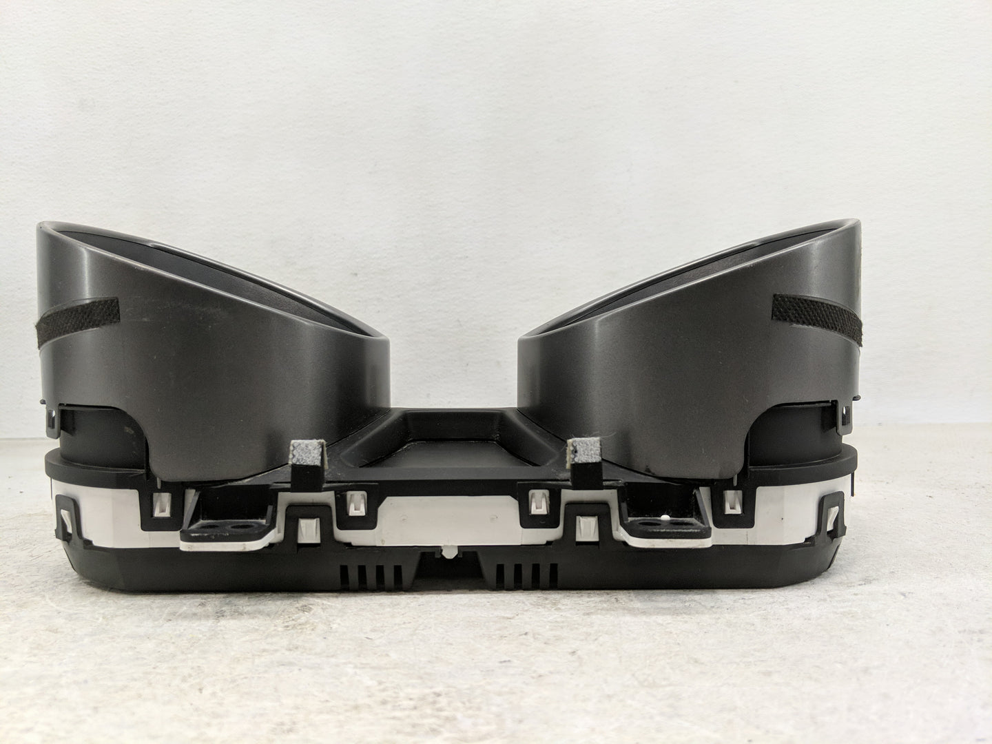 2013 Hyundai Elantra Instrument Cluster Speedometer Gauges P/N:94001-3Y520 Fits OEM Used Auto Parts - Oemusedautoparts1.com