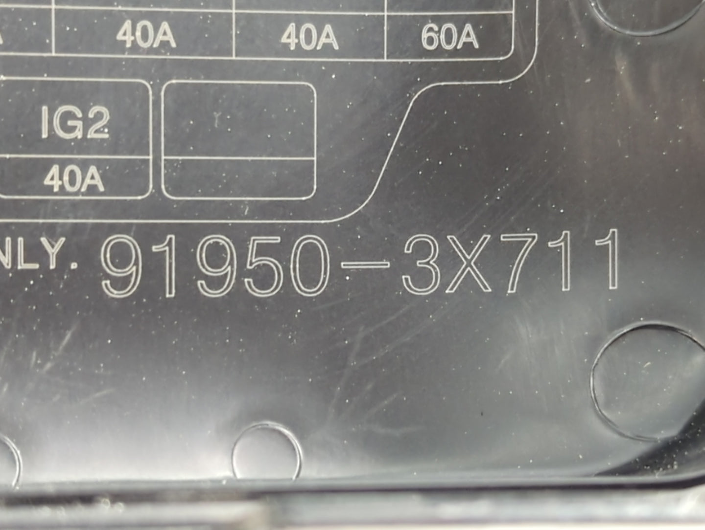 2011-2013 Hyundai Elantra Fusebox Fuse Box Panel Relay Module P/N:91950-3X711 91951-3X100 Fits Fits 2011 2012 2013 OEM Used 