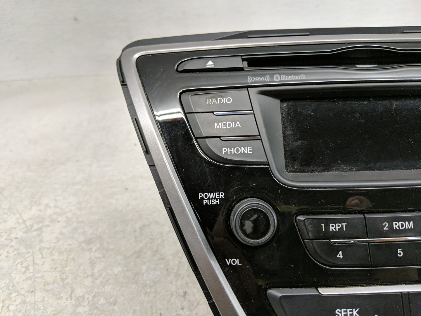 2013 Hyundai Elantra Radio AM FM Cd Player Receiver Replacement P/N:96170-3X165RA5 Fits OEM Used Auto Parts - Oemusedautopar