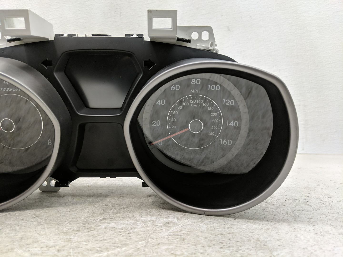 2013 Hyundai Elantra Instrument Cluster Speedometer Gauges P/N:11002-285200H 94001-3X275 Fits OEM Used Auto Parts - Oemuseda