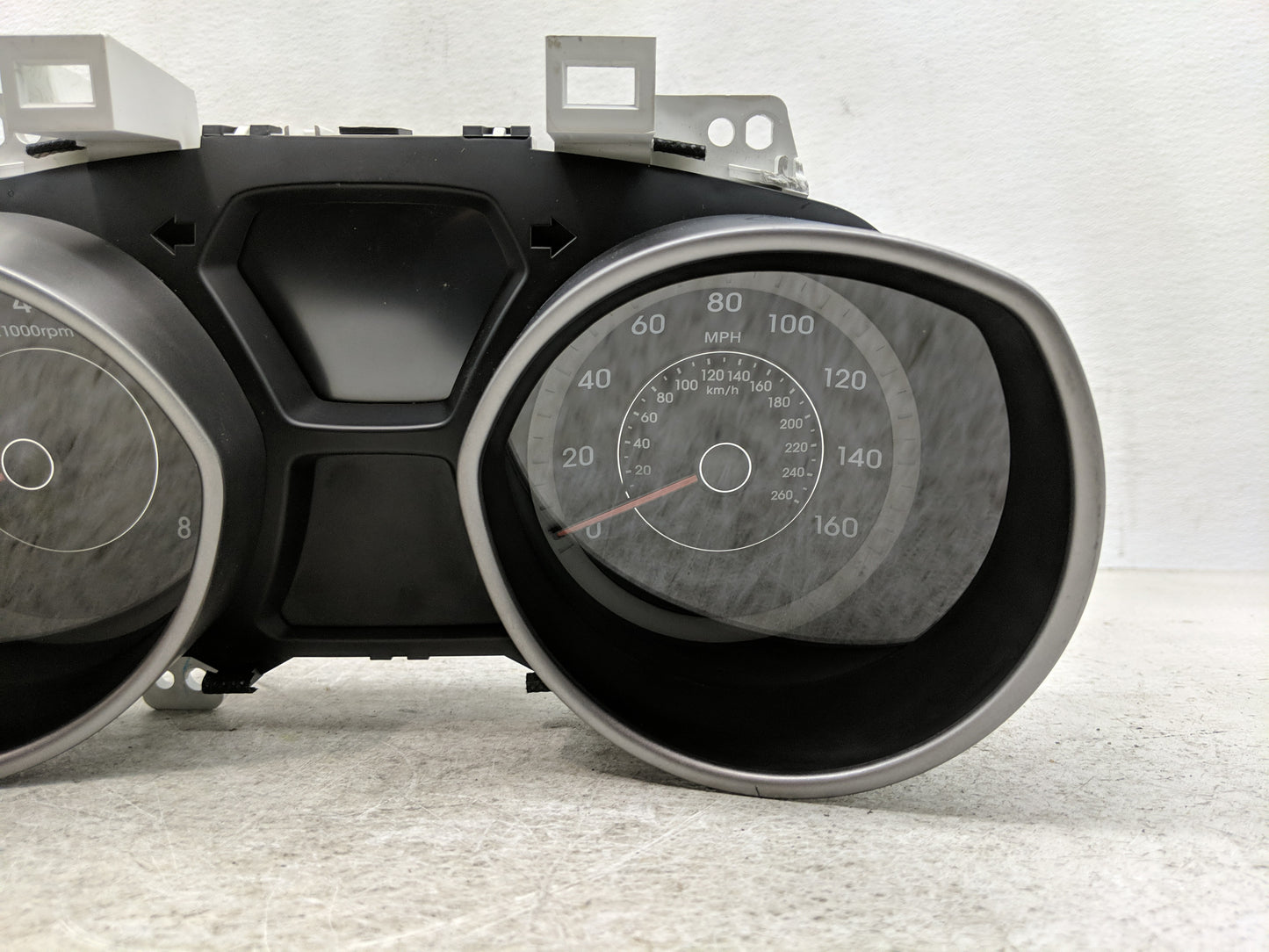 2013 Hyundai Elantra Instrument Cluster Speedometer Gauges P/N:11002-285200H 94001-3X275 Fits OEM Used Auto Parts - Oemuseda