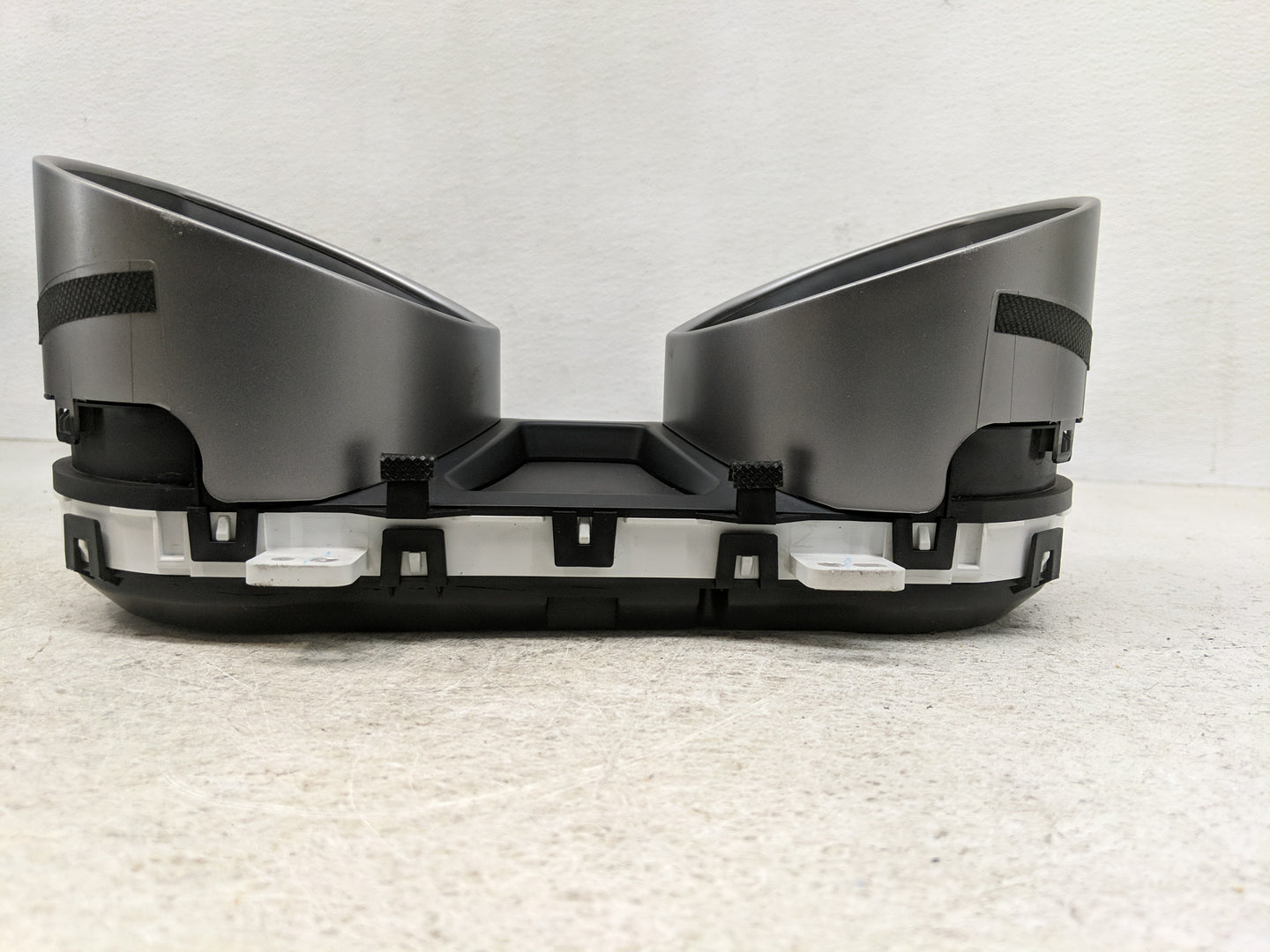 2013 Hyundai Elantra Instrument Cluster Speedometer Gauges P/N:11002-285200H 94001-3X275 Fits OEM Used Auto Parts - Oemuseda