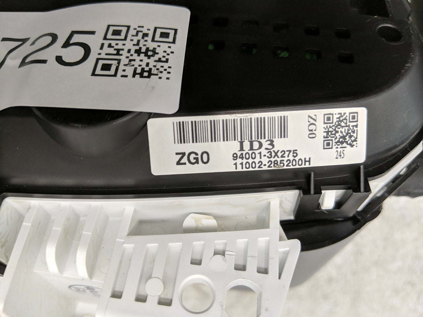 2013 Hyundai Elantra Instrument Cluster Speedometer Gauges P/N:11002-285200H 94001-3X275 Fits OEM Used Auto Parts - Oemuseda