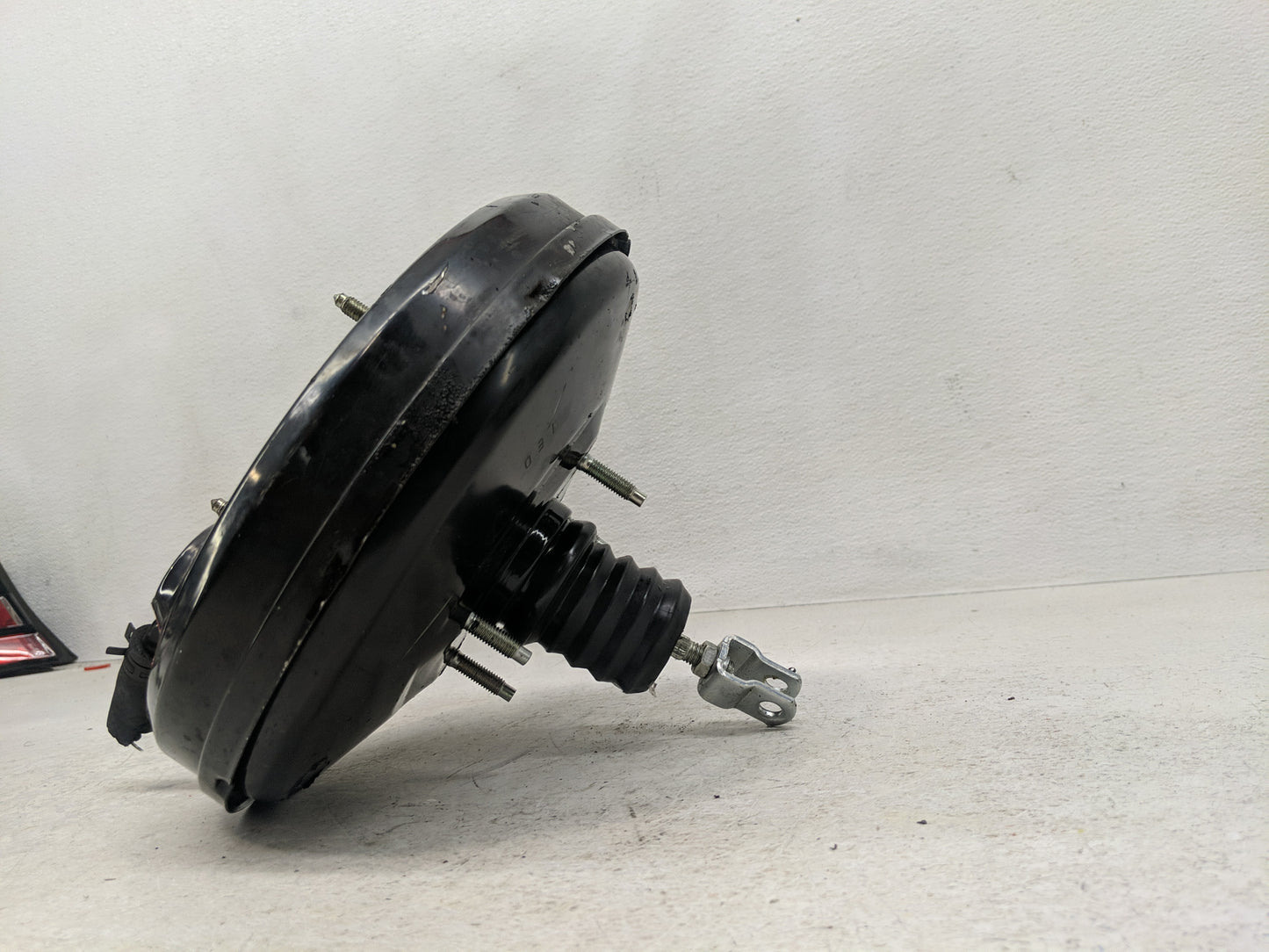 2011-2016 Hyundai Elantra Power Brake Booster Oem - Oemusedautoparts1.com