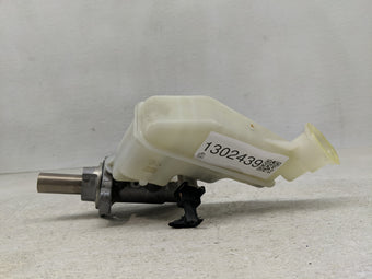 compare product 2011-2016 Hyundai Elantra Brake Master Cylinder