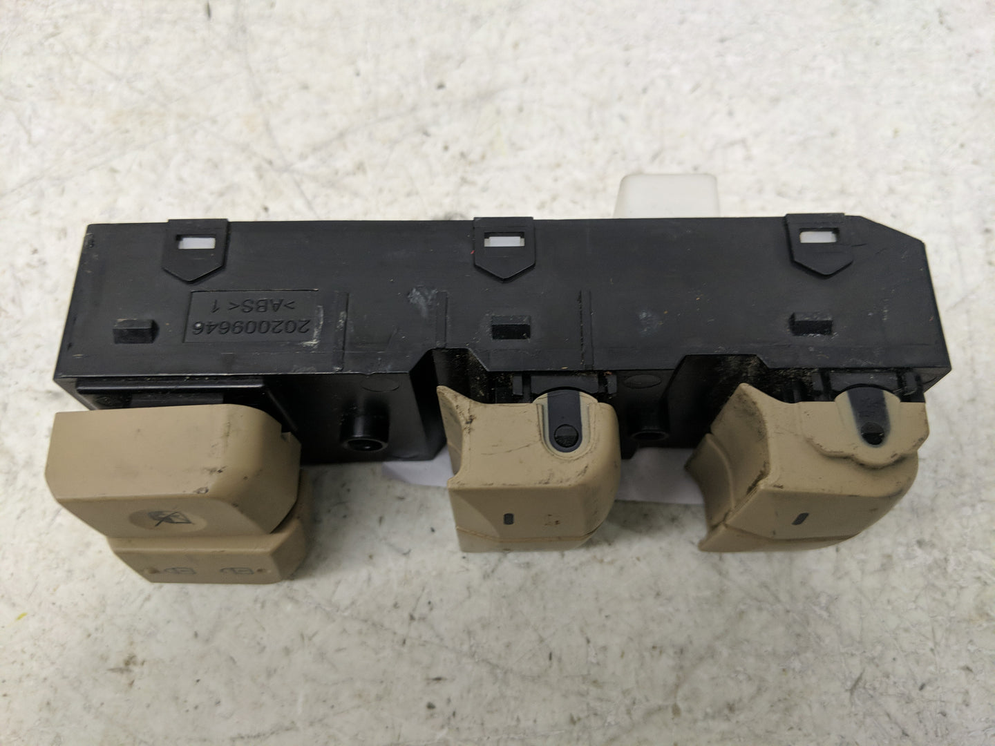 2013-2017 Hyundai Elantra Master Power Window Switch Replacement Driver Side Left P/N:93570-3X030YDA Fits OEM Used Auto Part