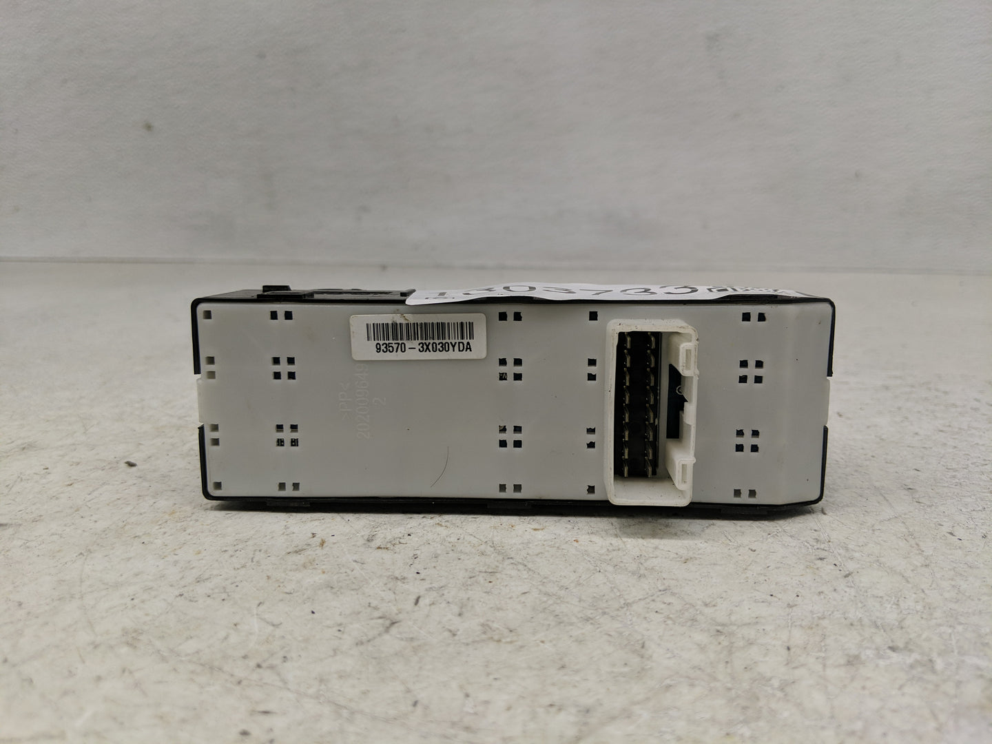 2013-2017 Hyundai Elantra Master Power Window Switch Replacement Driver Side Left P/N:93570-3X030YDA Fits OEM Used Auto Part