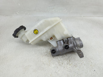 compare product 2011-2016 Hyundai Elantra Brake Master Cylinder