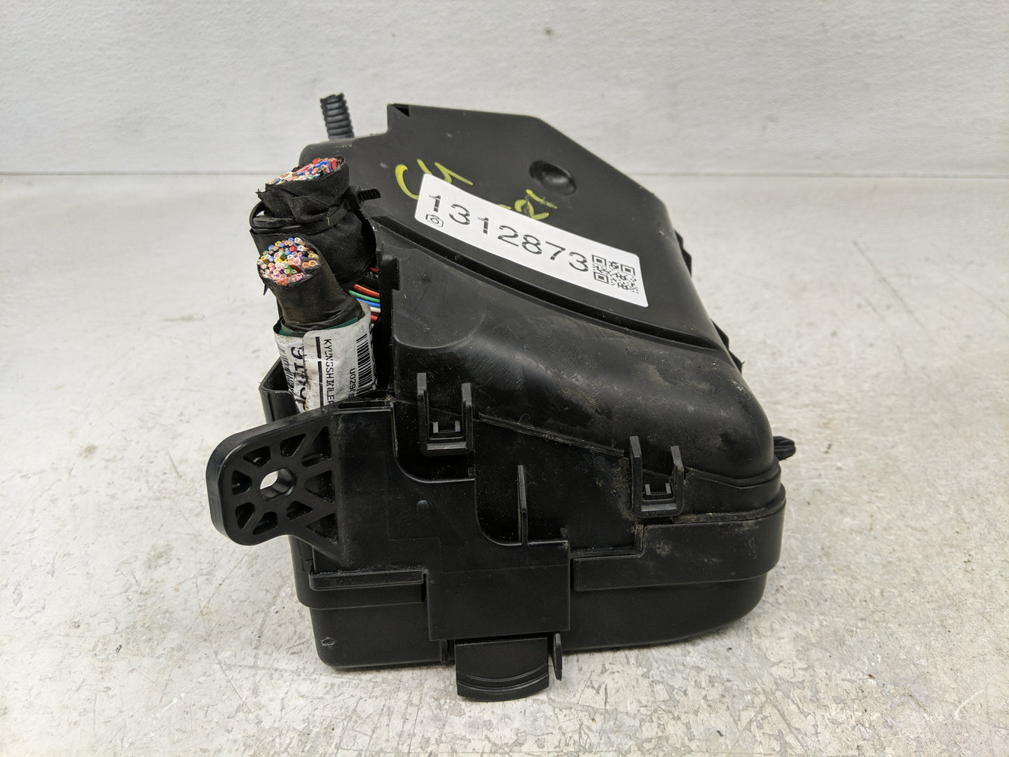 2011-2013 Hyundai Elantra Fusebox Fuse Box Panel Relay Module P/N:91951-3X100 18790-01315 Fits Fits 2011 2012 2013 OEM Used 