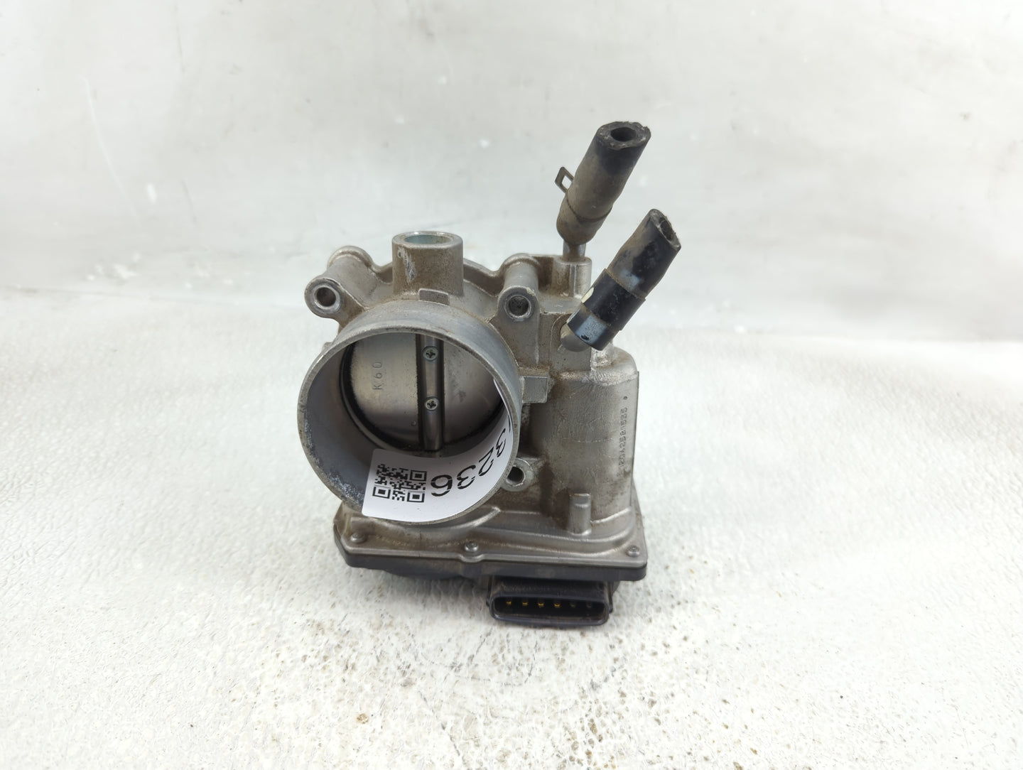 2011-2020 Hyundai Elantra Throttle Body P/N:35100-2E000 Fits Fits 2011 2012 2013 2014 2015 2016 2017 2018 2019 2020 2021 OEM