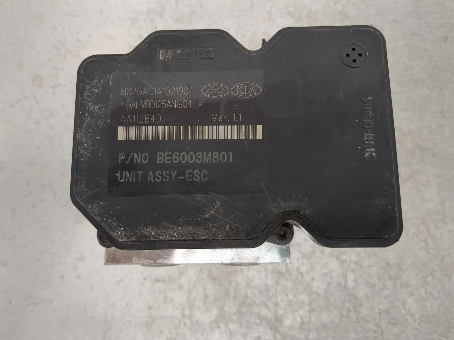 2013 Hyundai Elantra ABS Pump Control Module Replacement P/N:58920-3X660 Fits OEM Used Auto Parts - Oemusedautoparts1.com