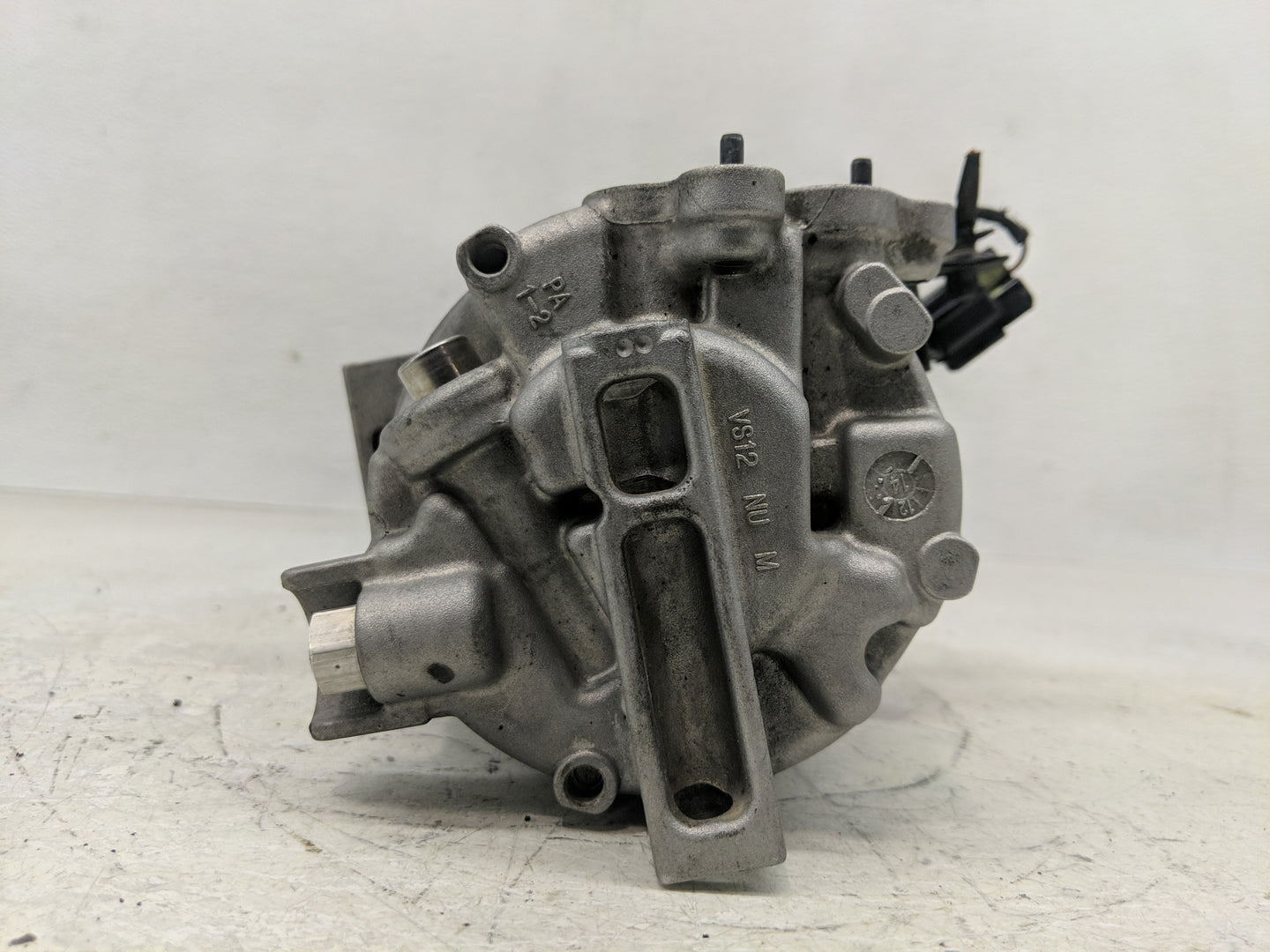 2011-2013 Hyundai Elantra Air Conditioning A/c Ac Compressor Oem - Oemusedautoparts1.com