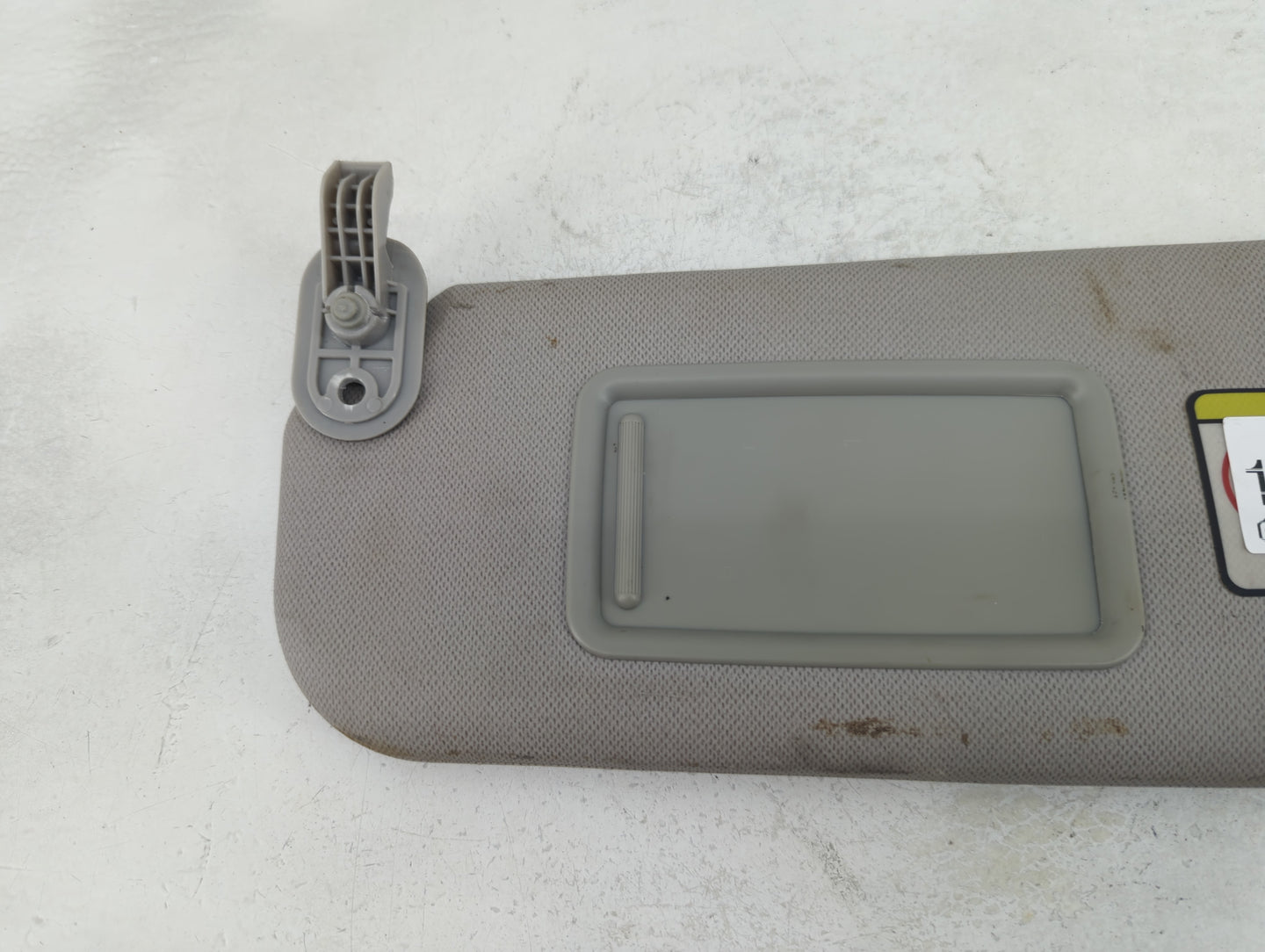 2011-2013 Hyundai Elantra Sun Visor Shade Replacement Driver Left Mirror Fits Fits 2011 2012 2013 OEM Used Auto Parts - Oemu