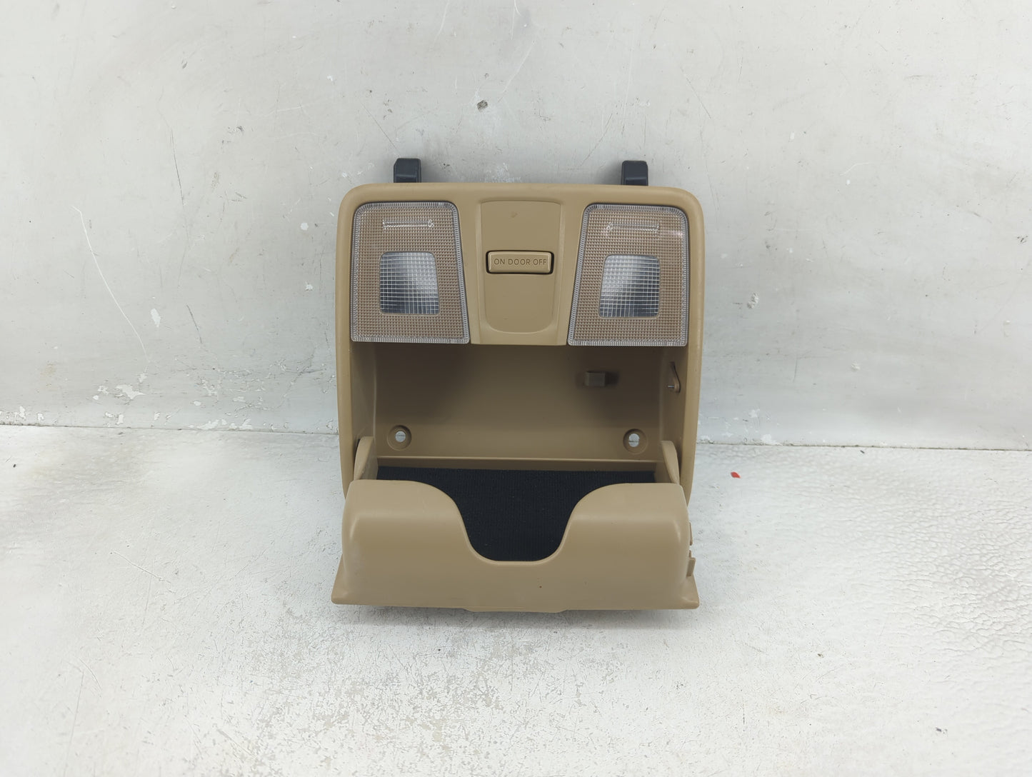 2013 Hyundai Elantra Overhead Roof Console - Oemusedautoparts1.com