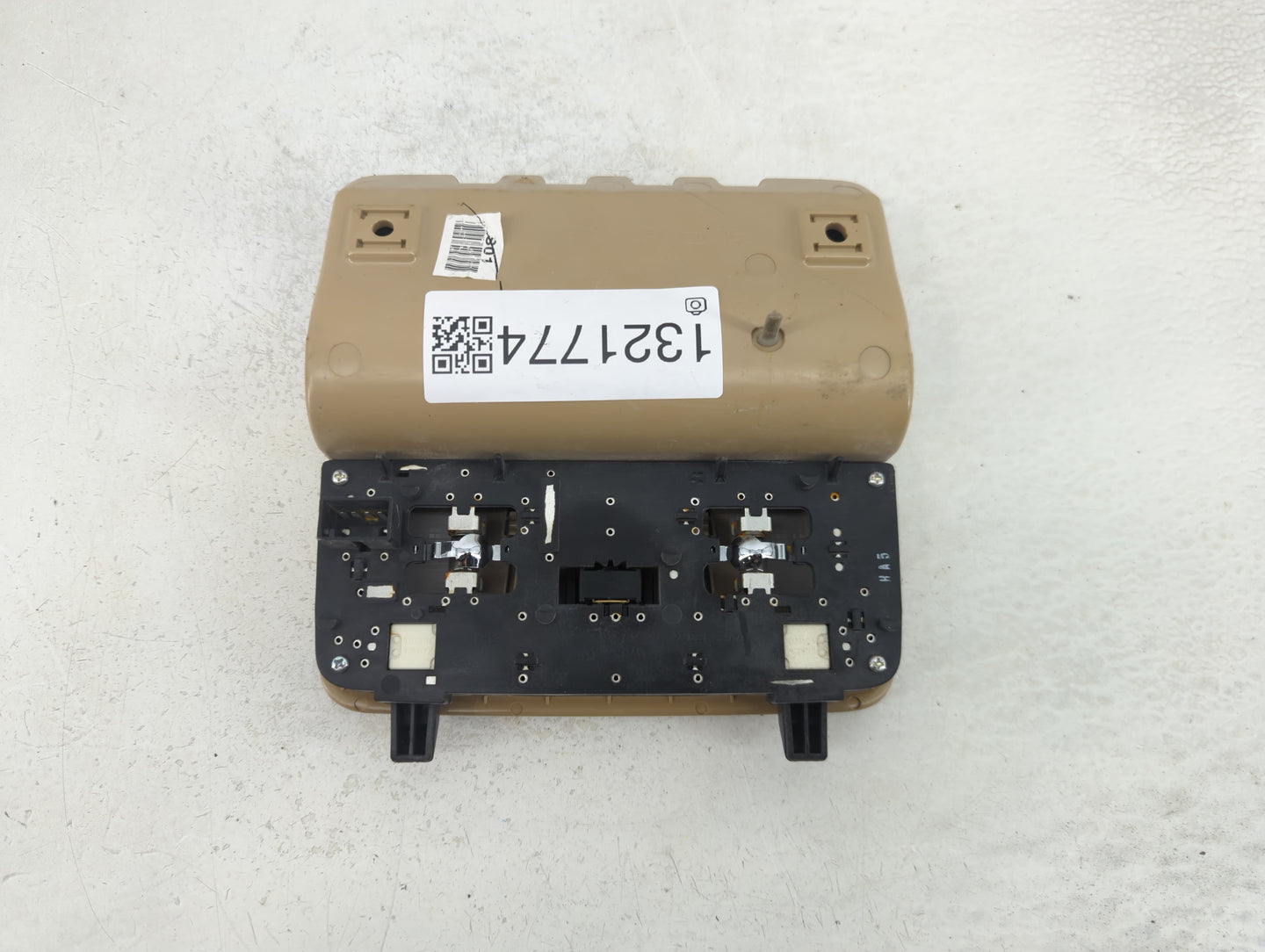 2013 Hyundai Elantra Overhead Roof Console - Oemusedautoparts1.com