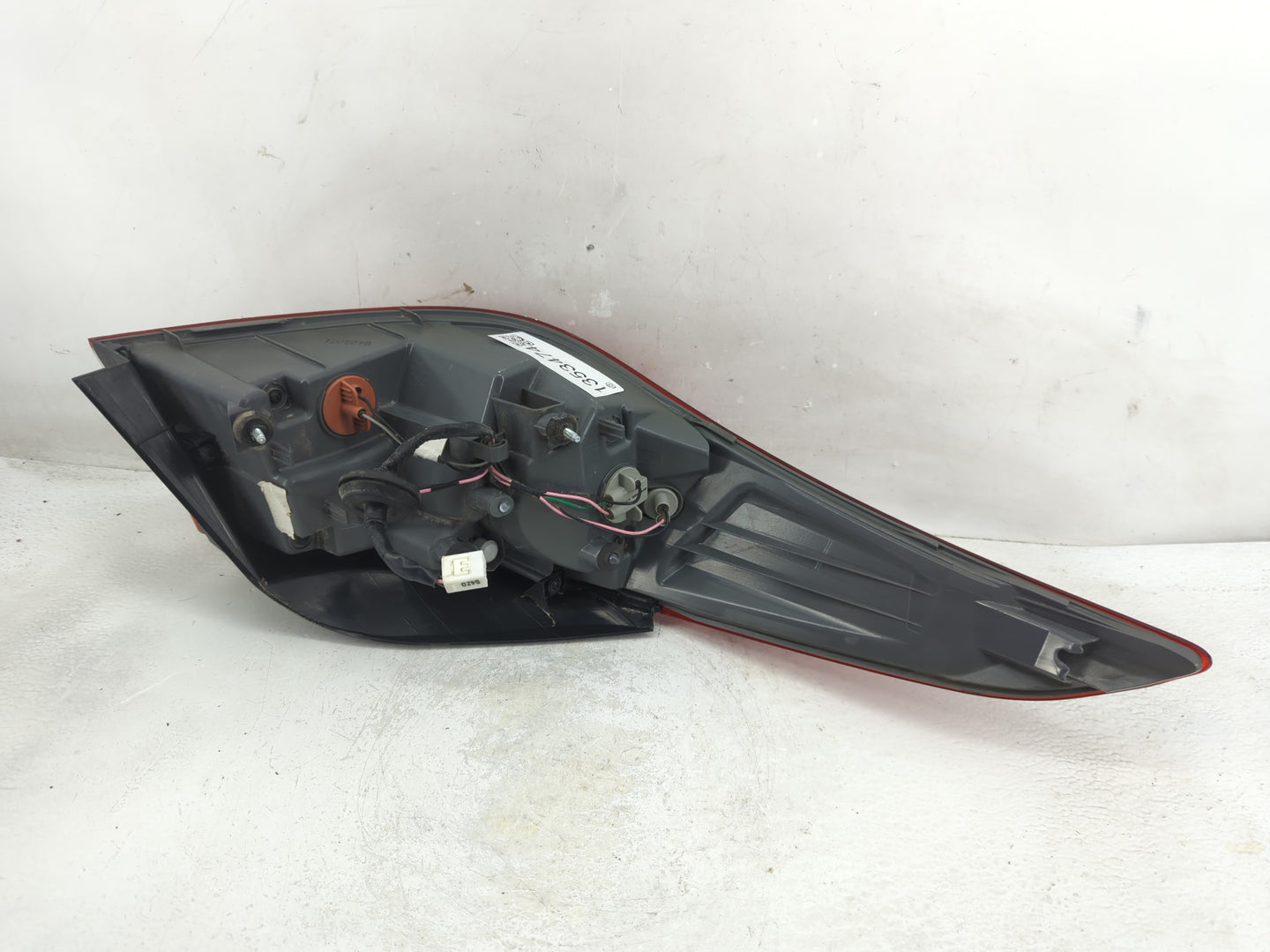 2011-2013 Hyundai Elantra Tail Light Assembly Passenger Right OEM P/N:120509B Fits Fits 2011 2012 2013 OEM Used Auto Parts -