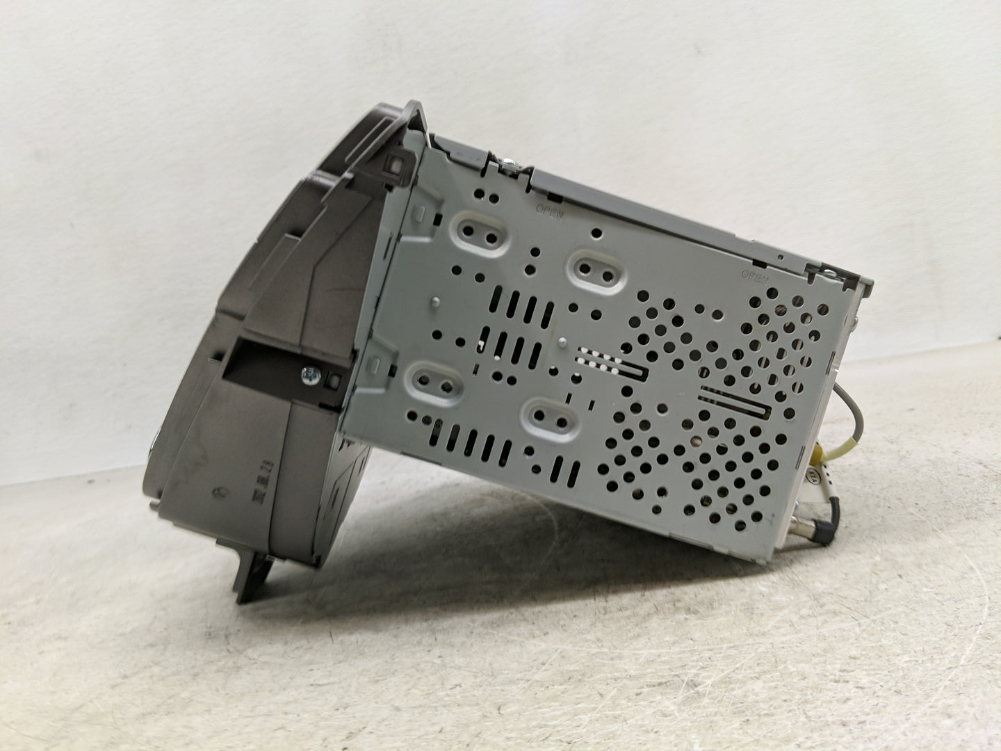 2011-2013 Hyundai Elantra Radio AM FM Cd Player Receiver Replacement P/N:96170-3X161RA5 Fits Fits 2011 2012 2013 OEM Used Au