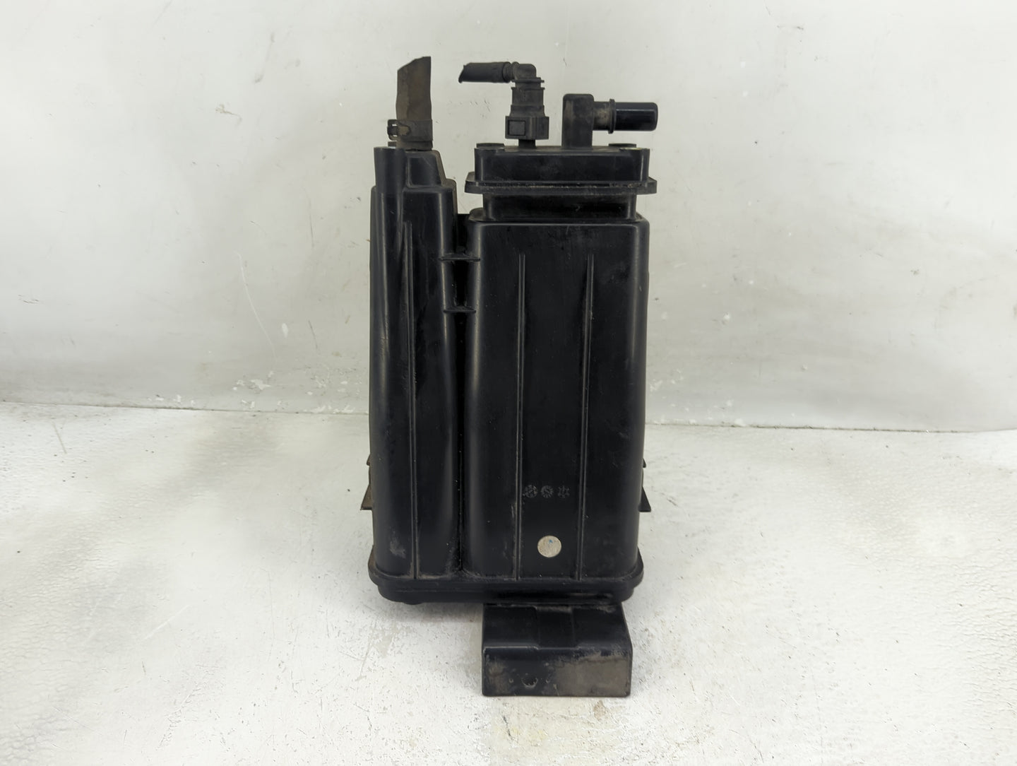 2013 Hyundai Elantra Fuel Vapor Charcoal Canister 1356547 - Oemusedautoparts1.com