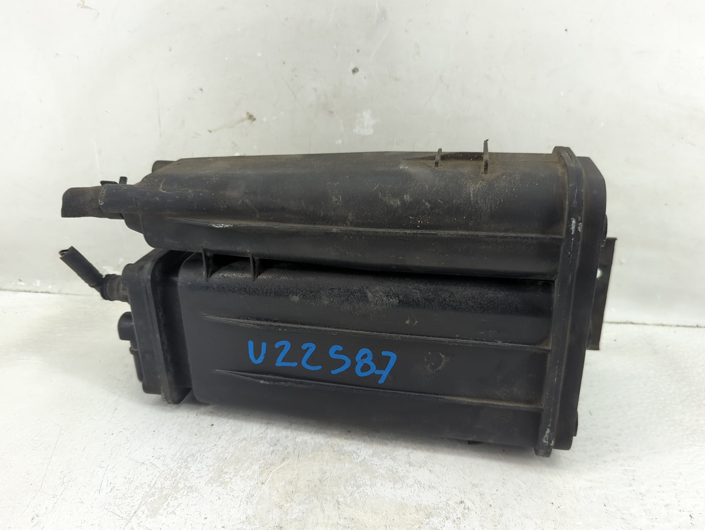 2013 Hyundai Elantra Fuel Vapor Charcoal Canister 1356547 - Oemusedautoparts1.com