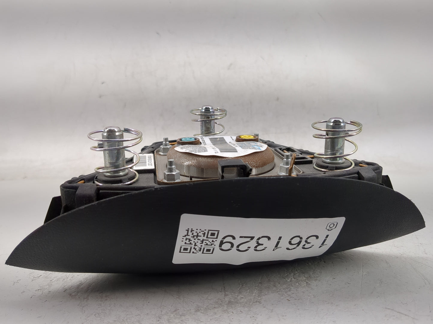 2011-2016 Hyundai Elantra Air Bag Driver Left Steering Wheel Mounted Fits Fits 2011 2012 2013 2014 2015 2016 OEM Used Auto P