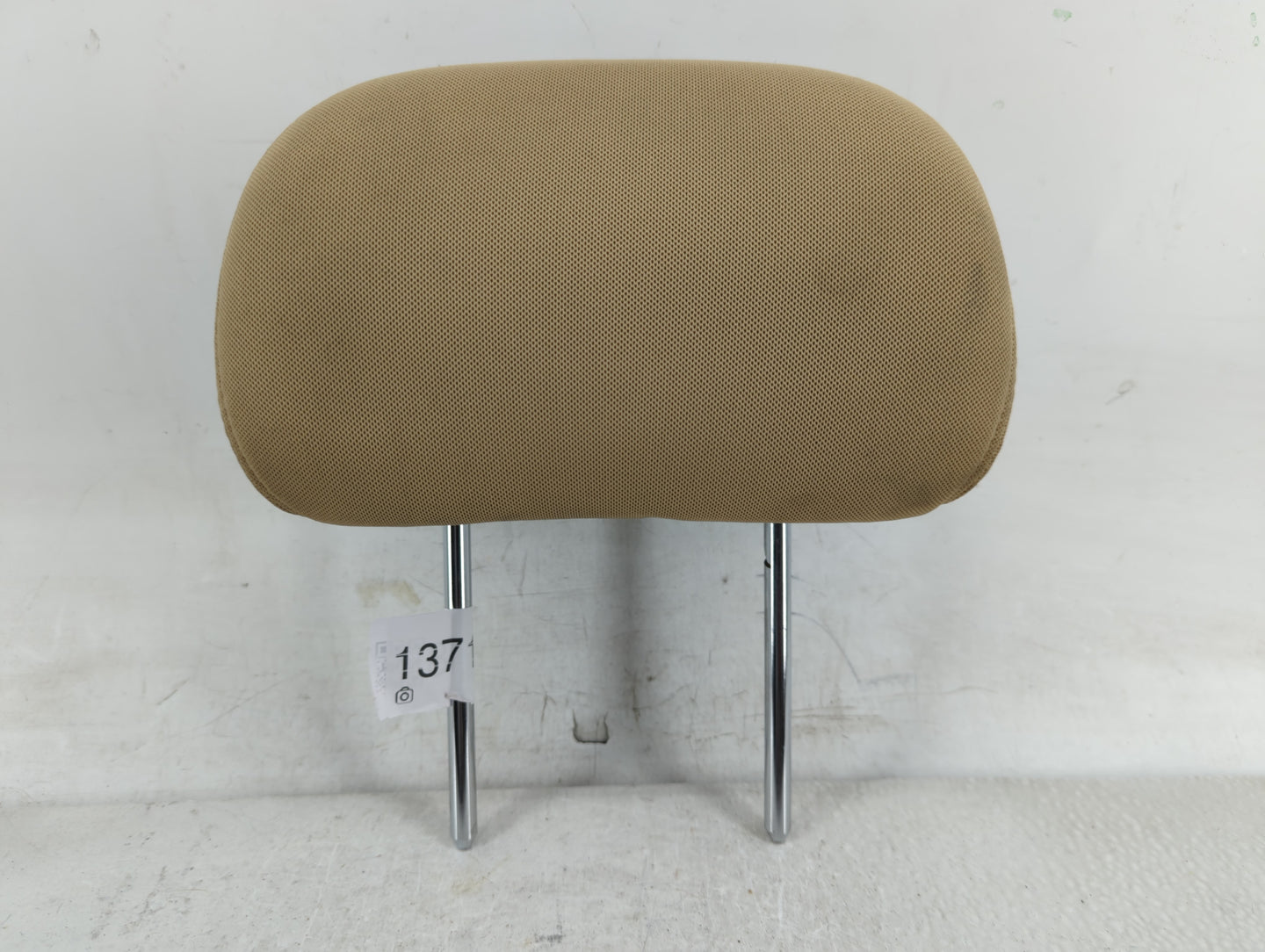 2011-2016 Hyundai Elantra Headrest Head Rest Rear Center Seat Fits Fits 2011 2012 2013 2014 2015 2016 OEM Used Auto Parts - 