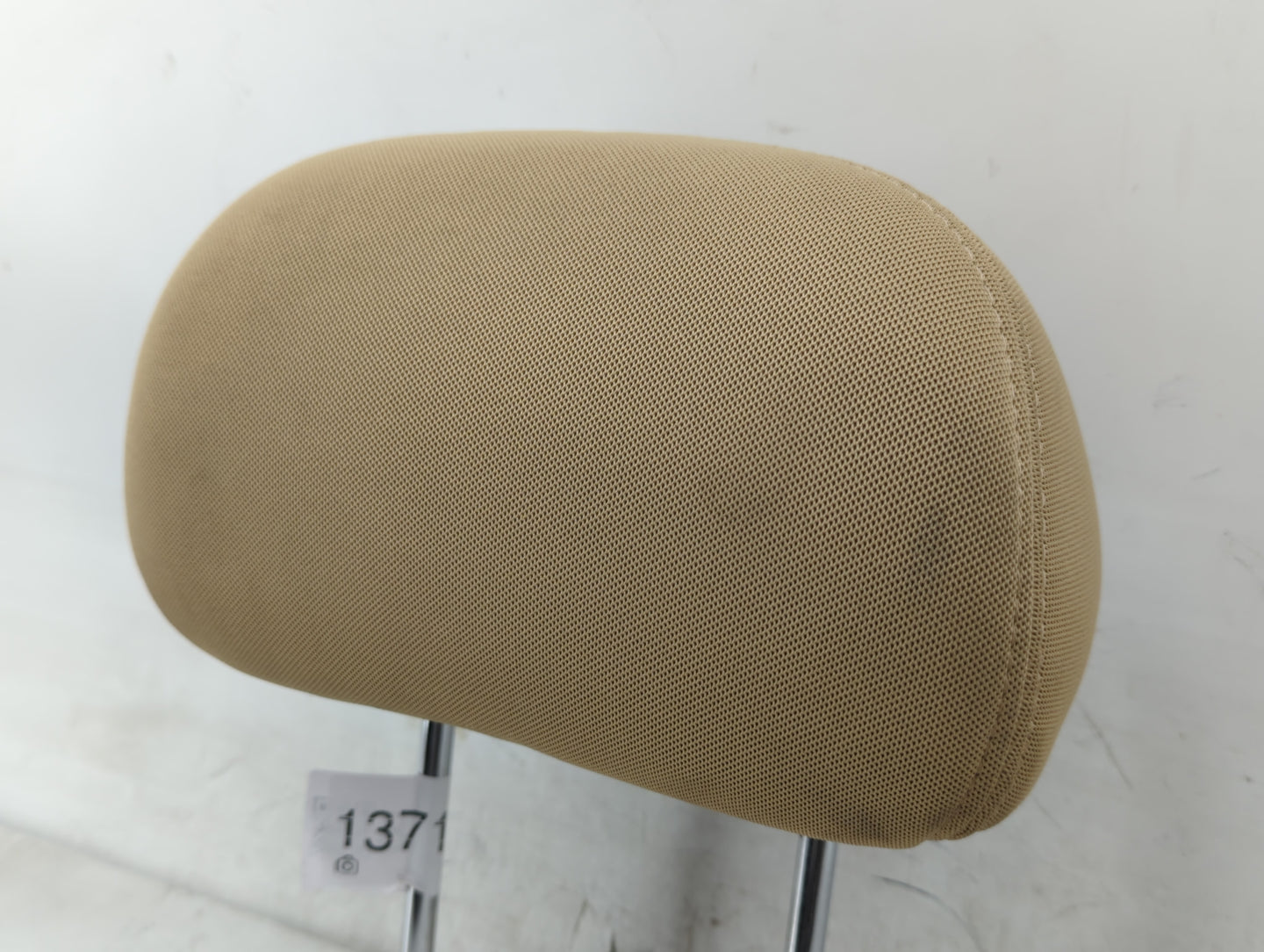 2011-2016 Hyundai Elantra Headrest Head Rest Rear Center Seat Fits Fits 2011 2012 2013 2014 2015 2016 OEM Used Auto Parts - 